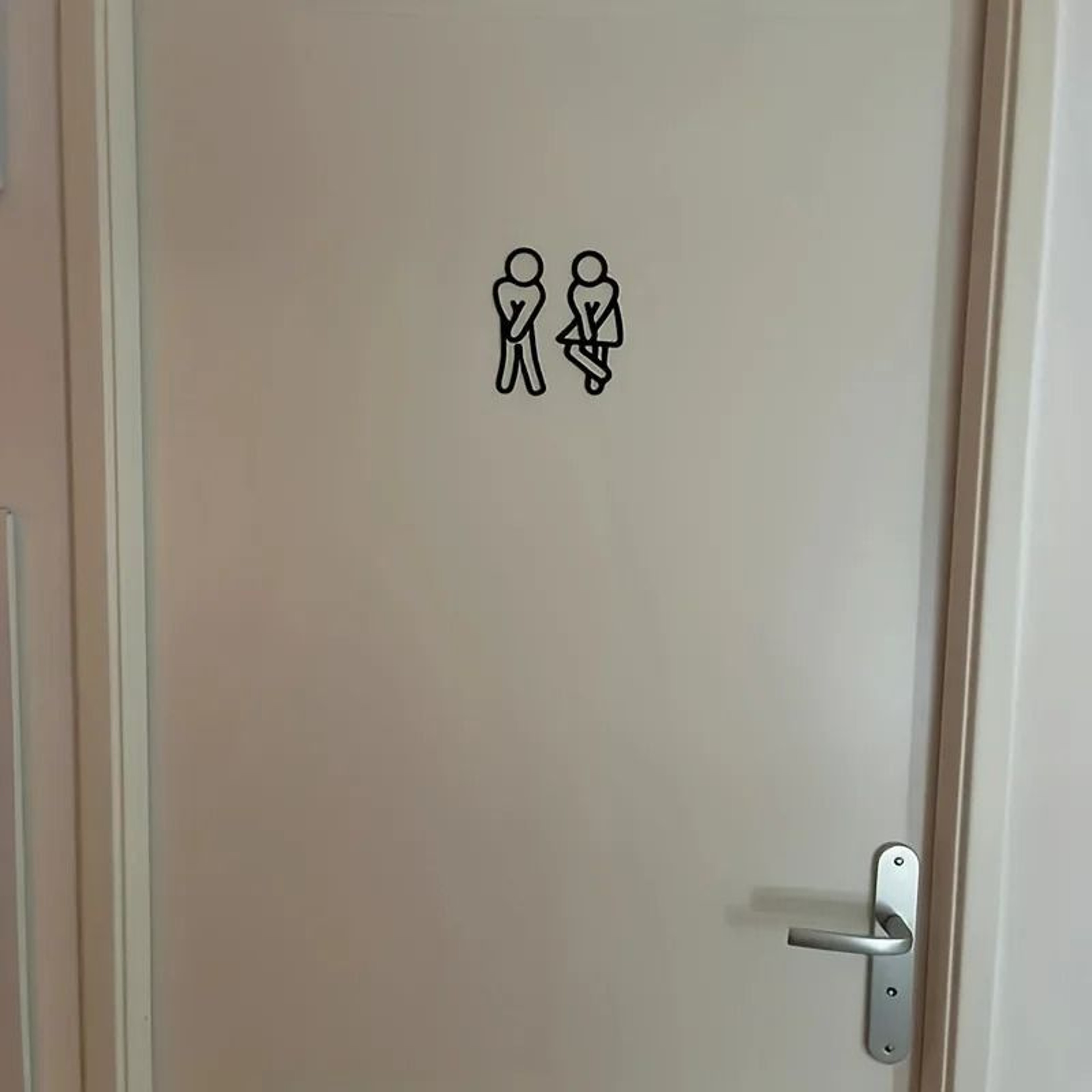 Funny Bathroom Signs For Men And Women With Creative Flat Restroom Door Design 4