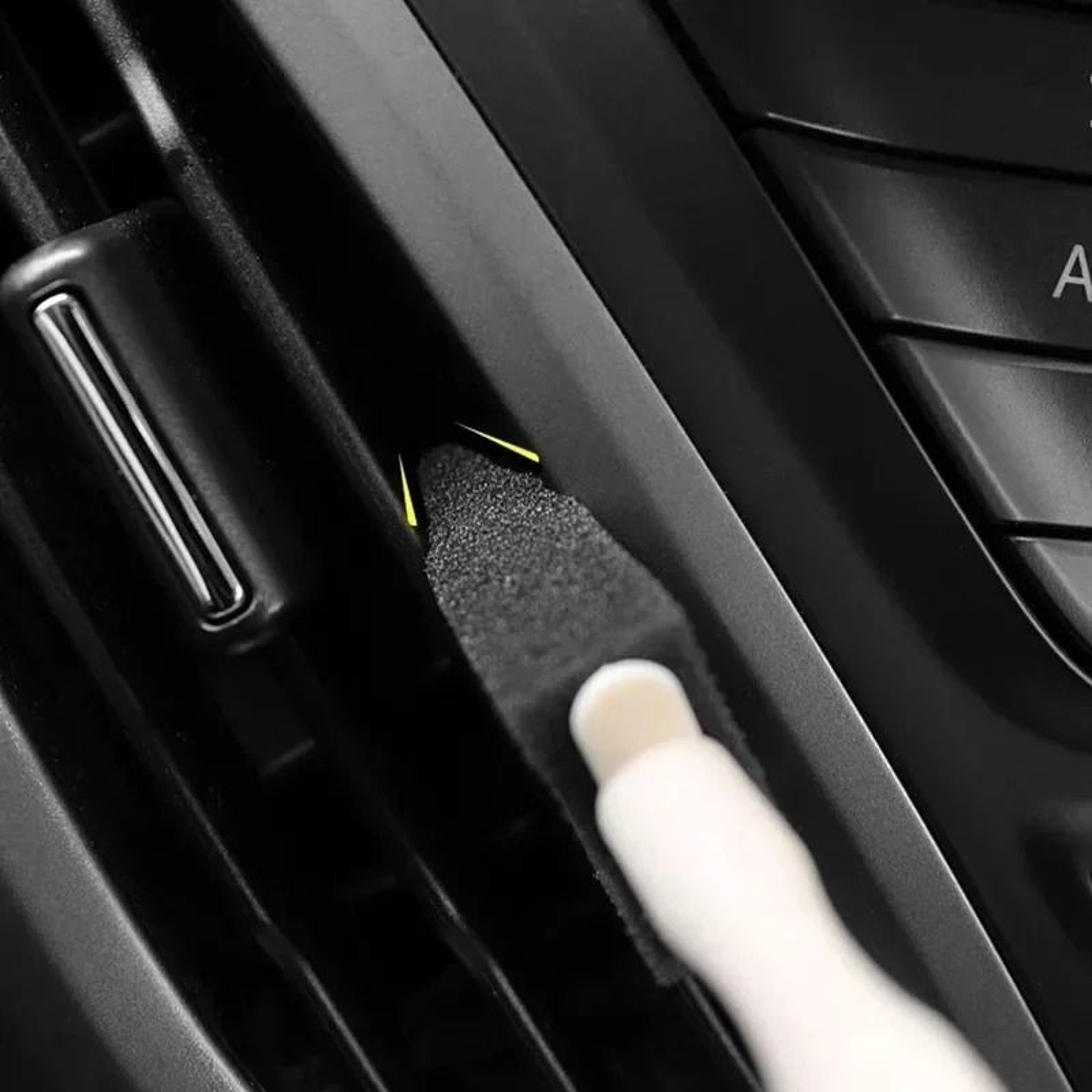 Car Air Conditioner Vent Cleaning Brush For Interior Detailing 2