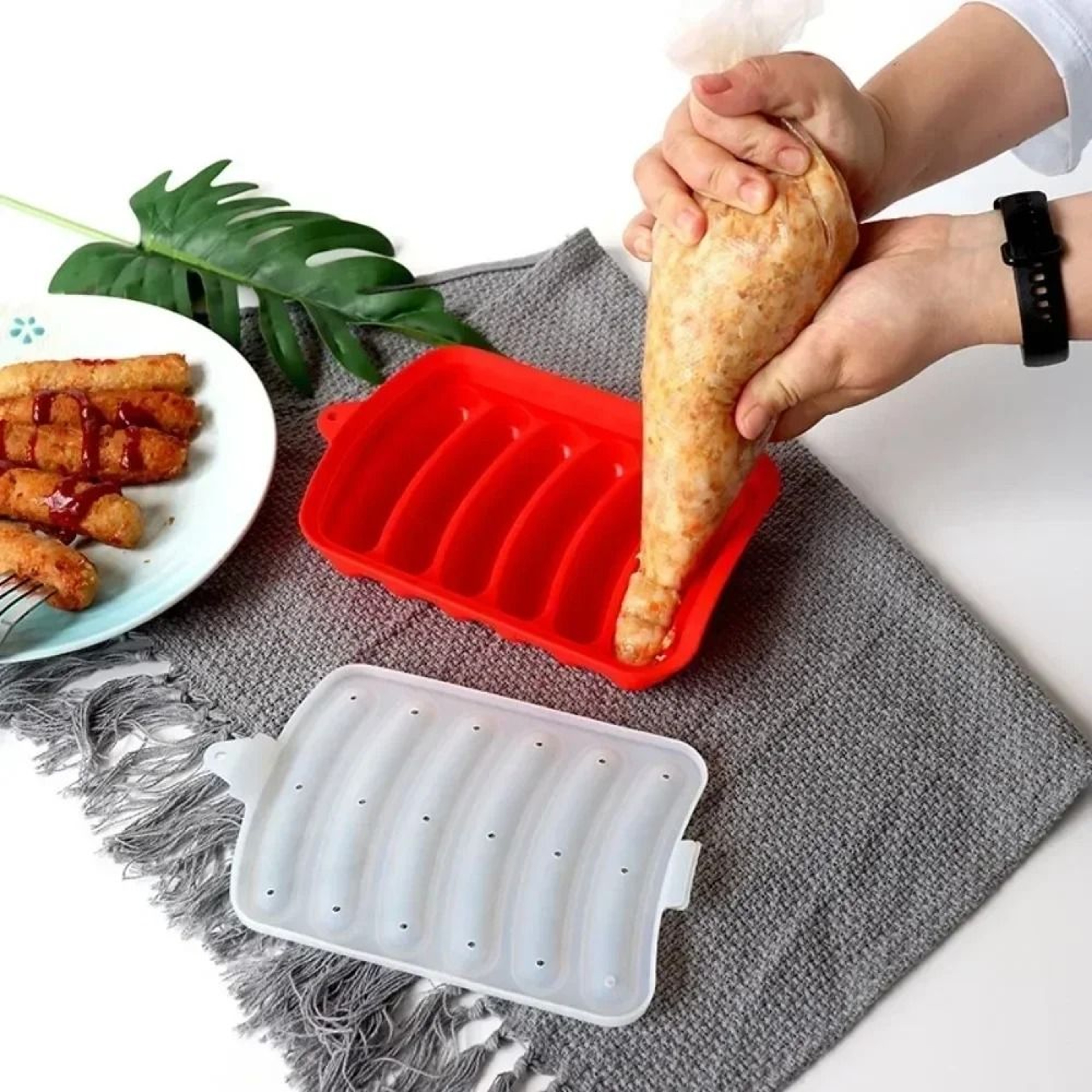 Silicone Sausage Mold Tray For Homemade Food And Baby Meals 1