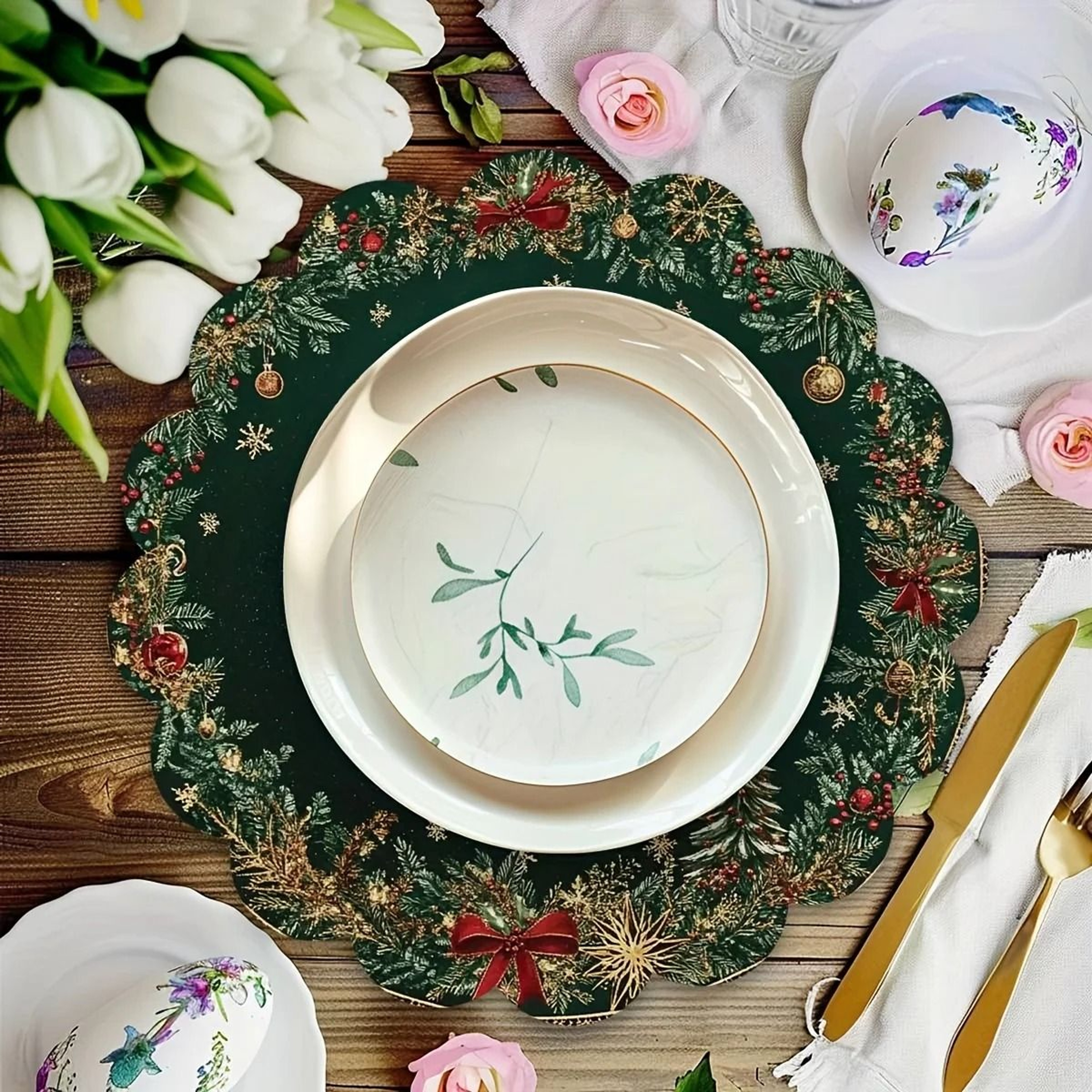 Christmas Emerald Green Round Placemats With Gold Pattern Festive Dining Table Mats Set 4