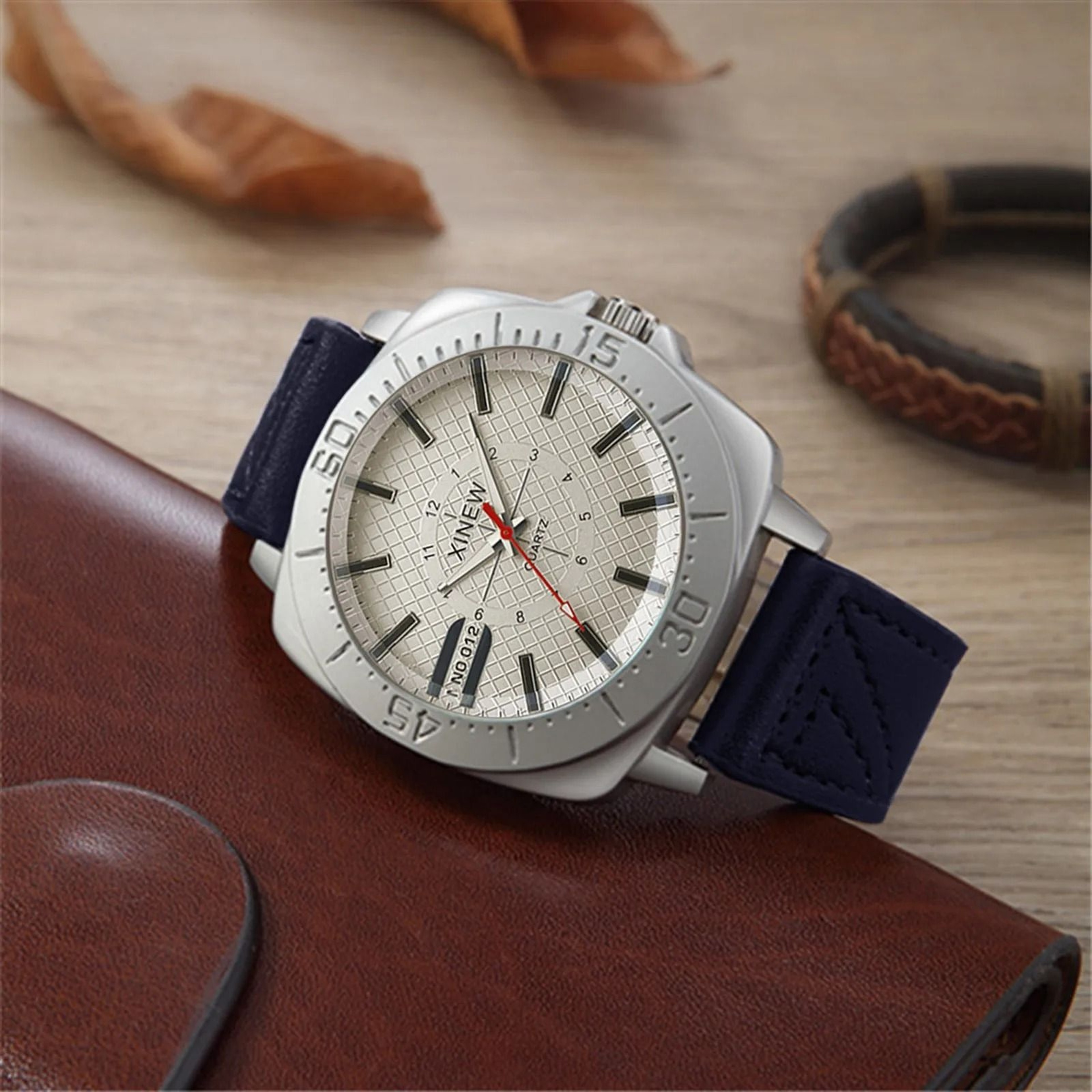 Casual Quartz Wristwatch For Men And Women Leather Strap 5
