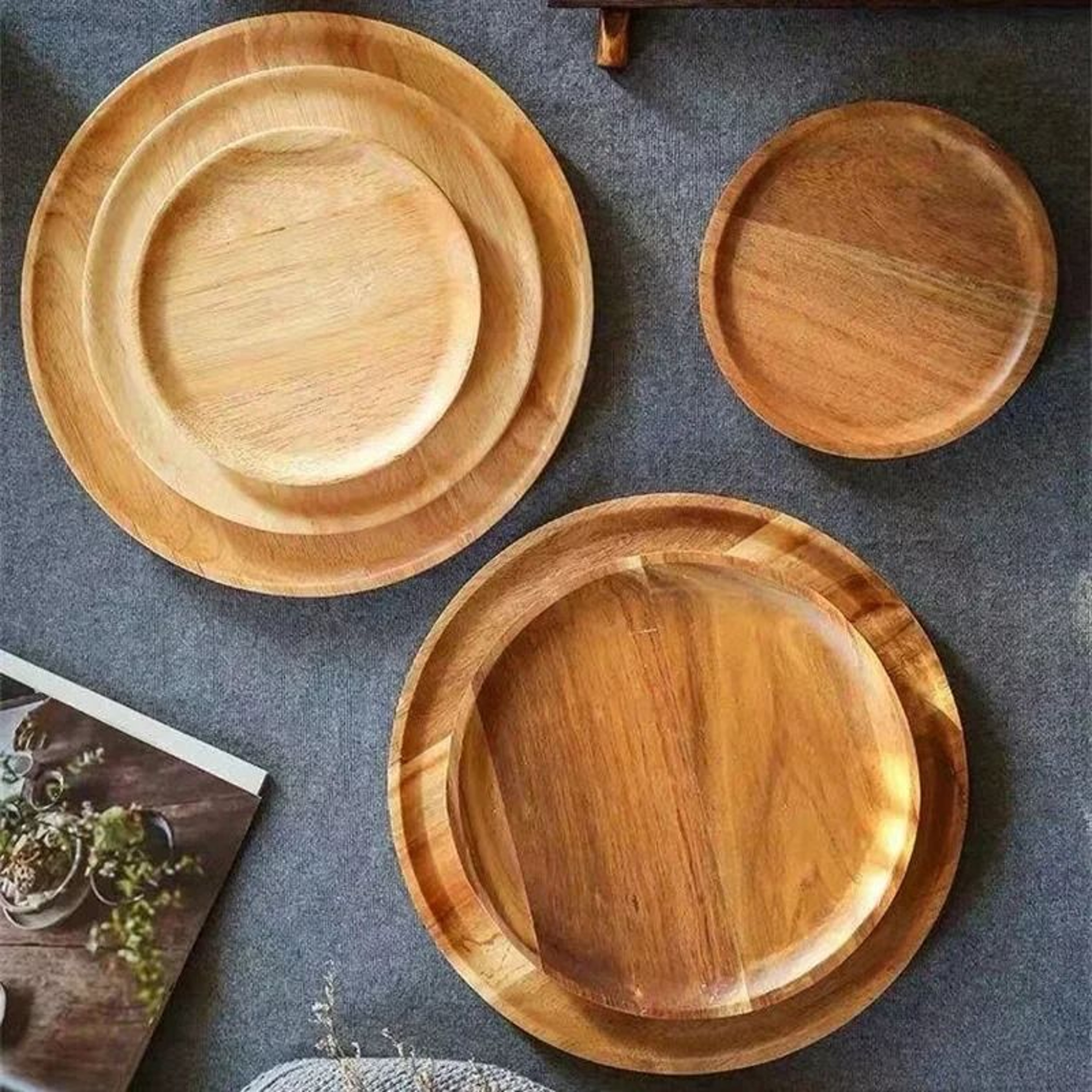 Wooden Round Serving Platter Tray Made From Natural Acacia Wood 2