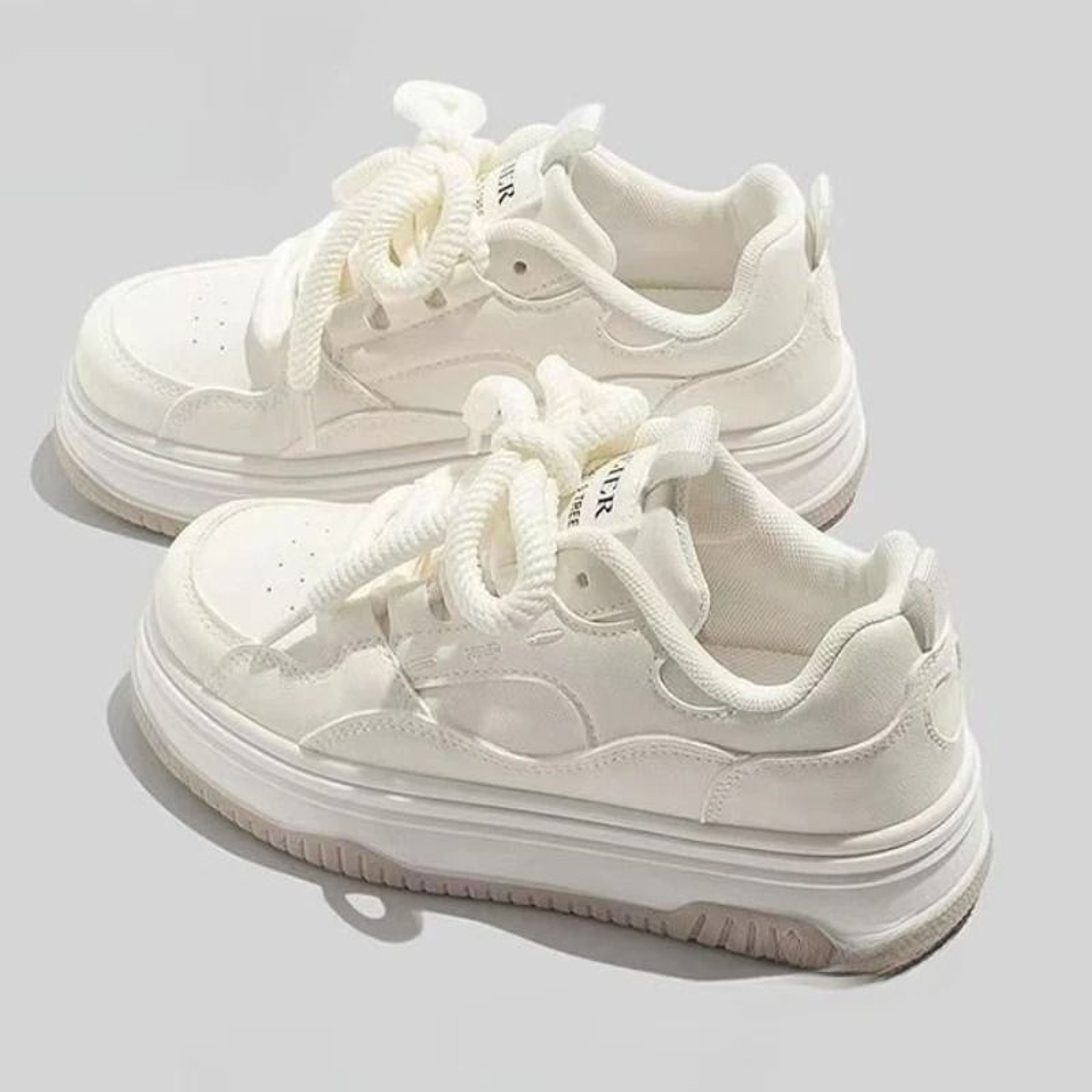 Casual White Lace Up Thick Sole Vulcanized Sneakers For Women 2