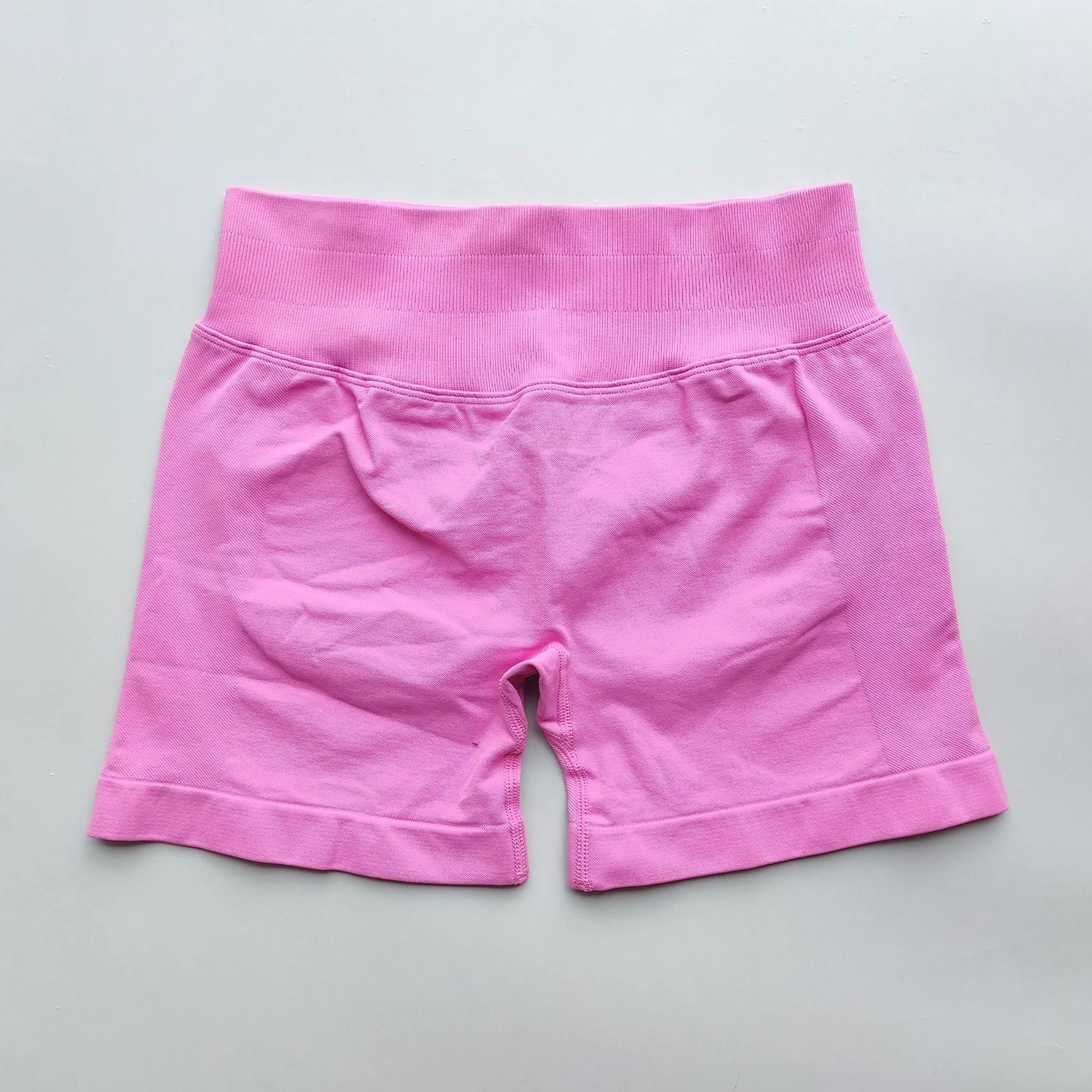 Womens Seamless Scrunch Butt Gym Shorts With Low Ribbed Waistband For Workout And Running 3