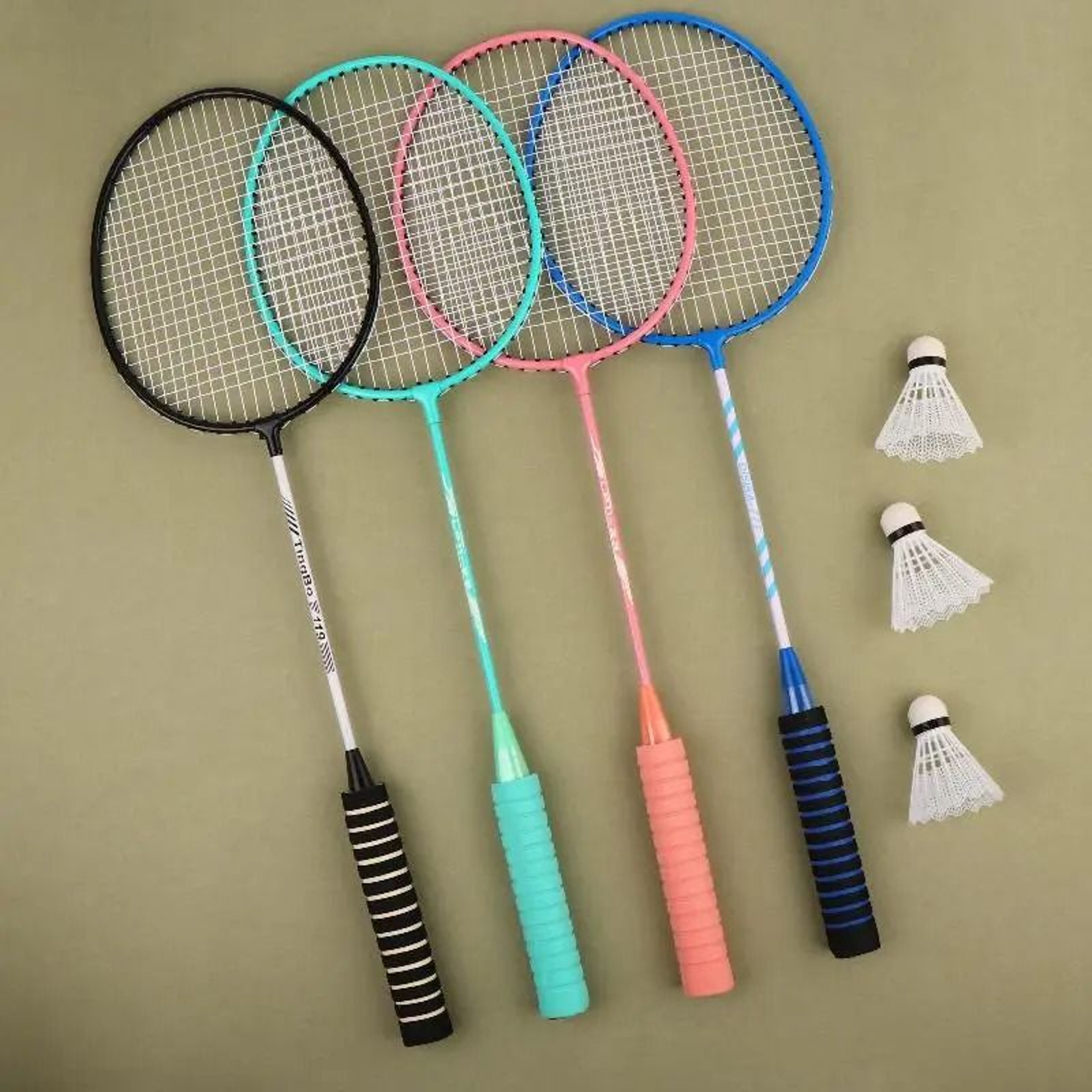 Professional Badminton Racket Set For Beginners And Training 1