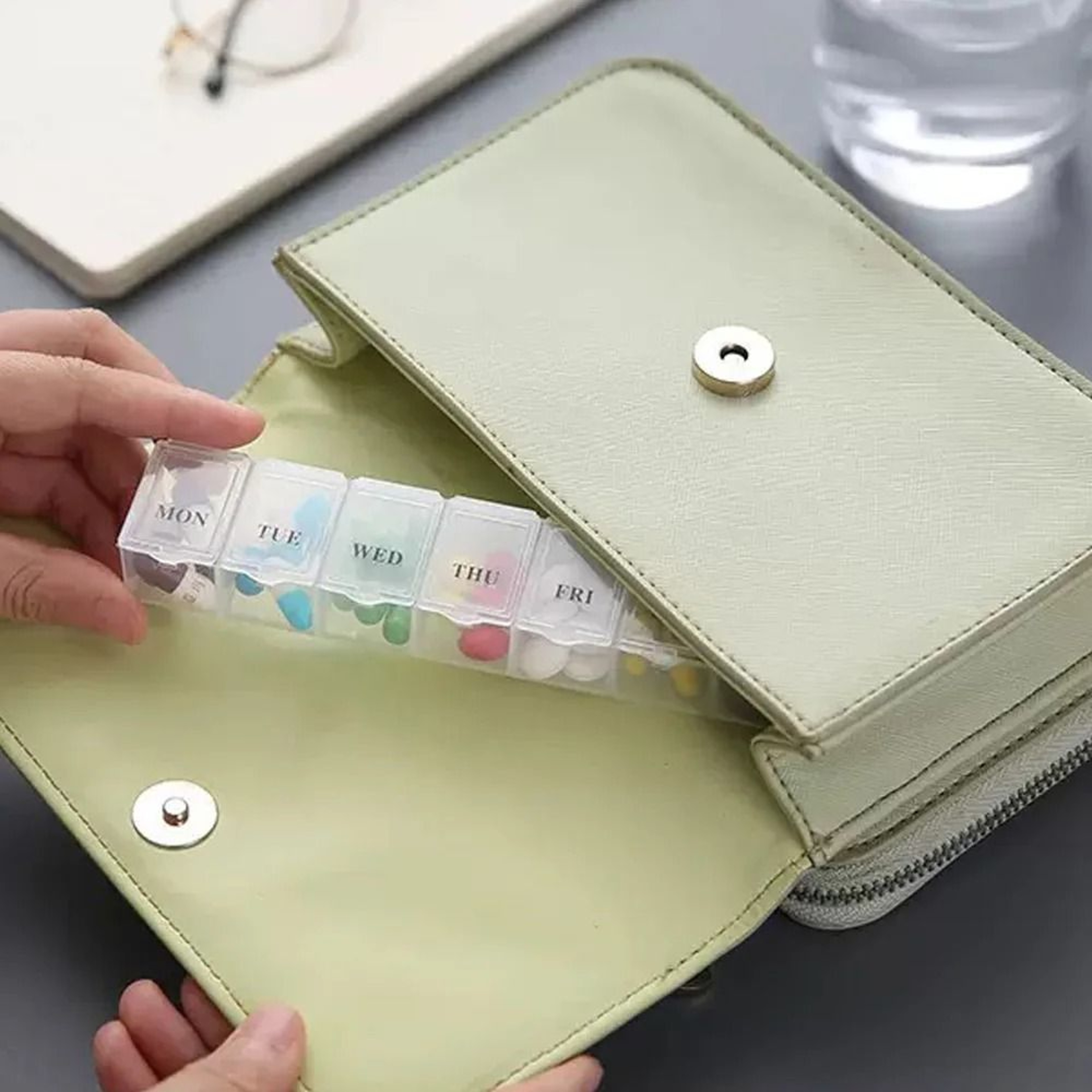Mini 7Grid Transparent Medicine Storage Box  Portable Daily Pill Organizer  Jewelry Case 4