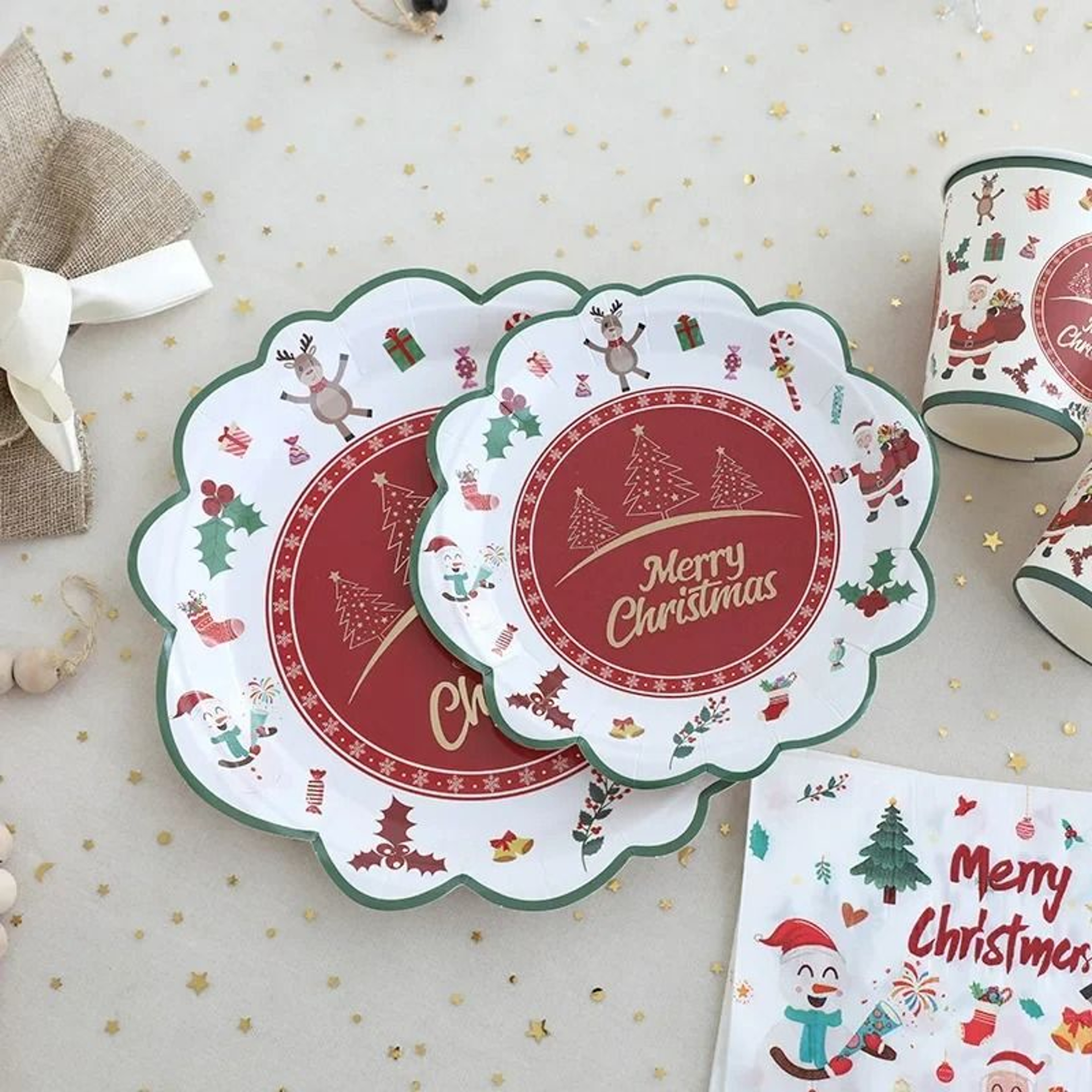 JUSTINLAU Deluxe Christmas Cutlery  Disposable Tableware Set  Festive Plates Cups  Decor 2