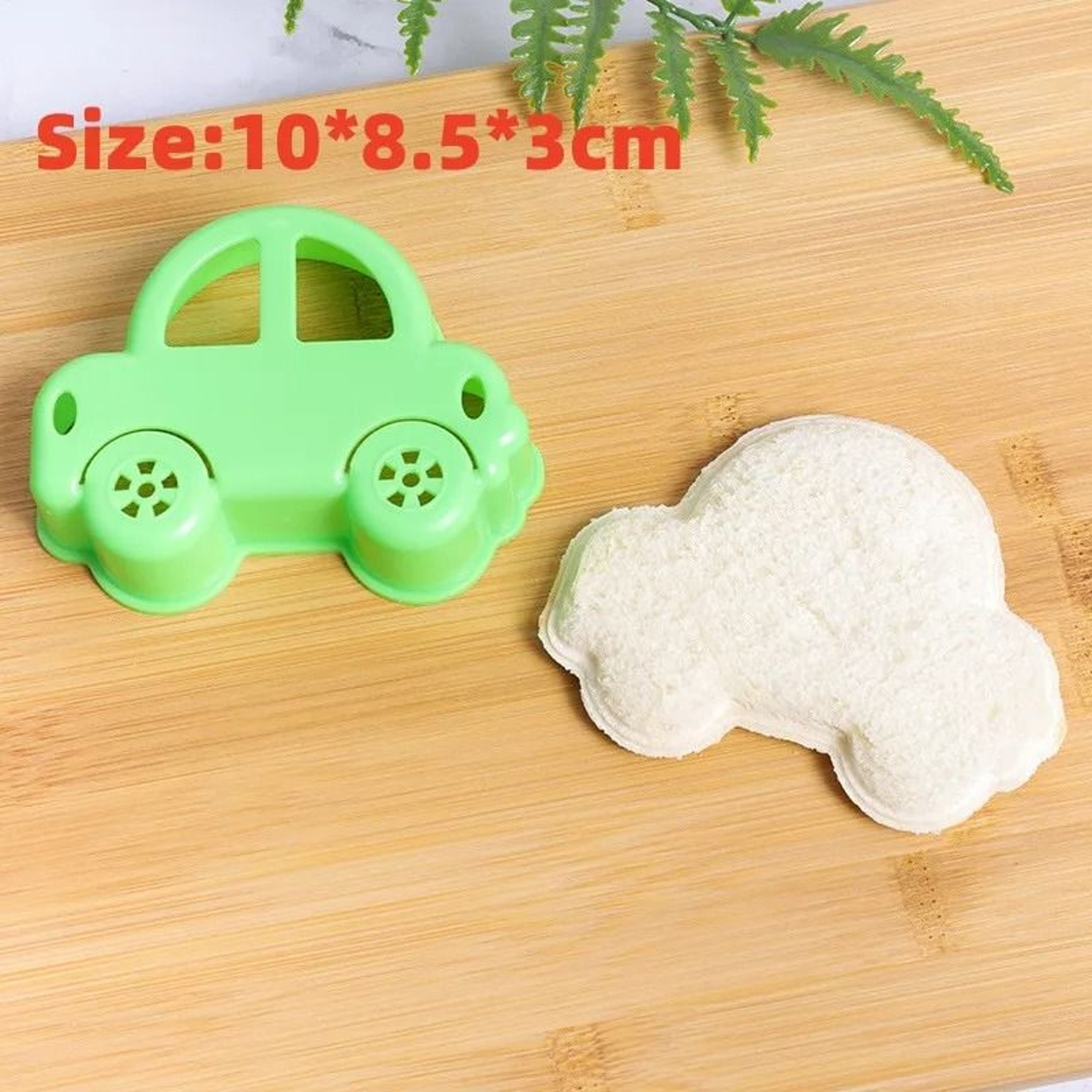 Bear  Car Sandwich Mold Set  Creative Bread Cutter  Sealer For Fun Childrens Lunches 5