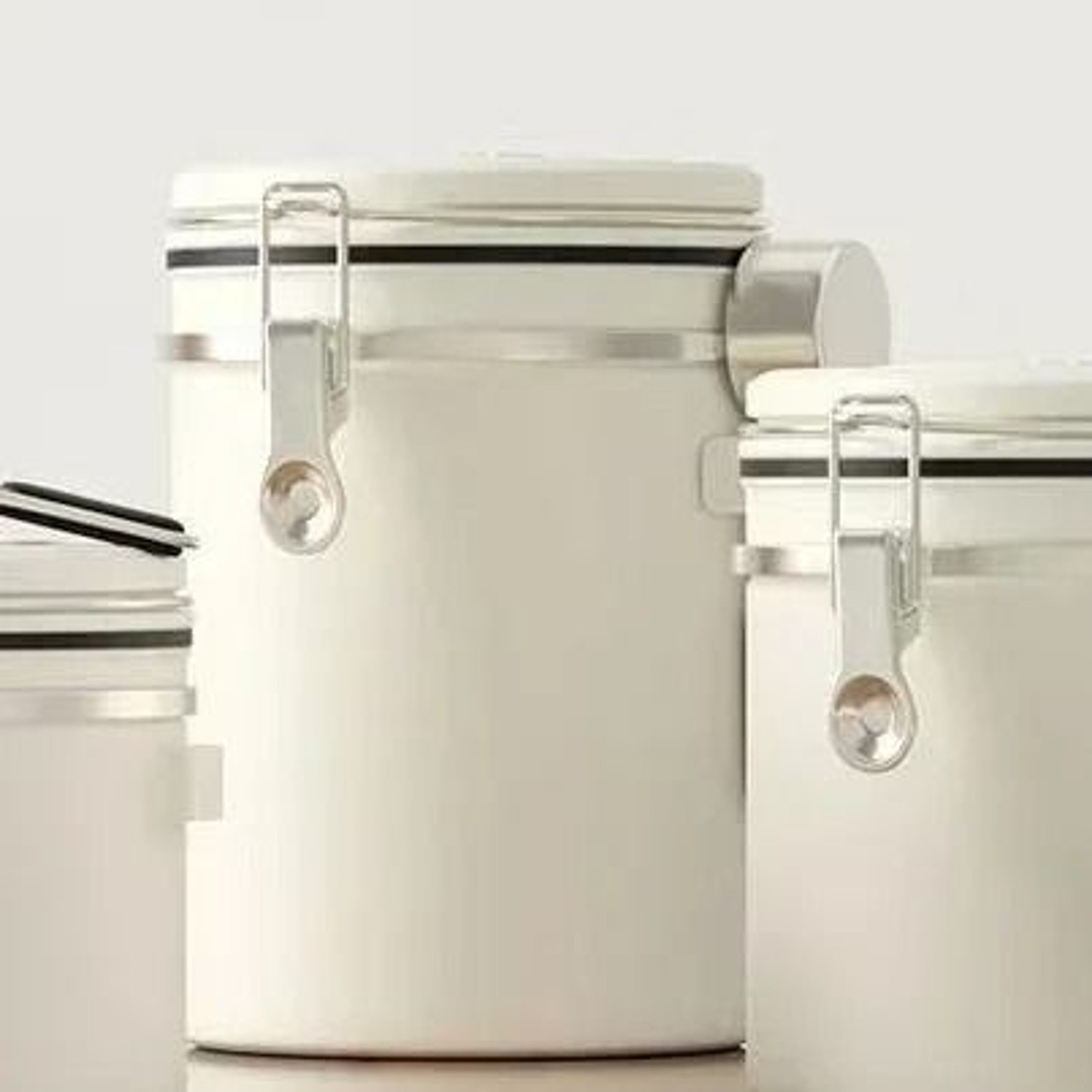 Stainless Steel Coffee Beans Vacuum Storage Jar  Large Capacity Airtight Container With Spoon 11