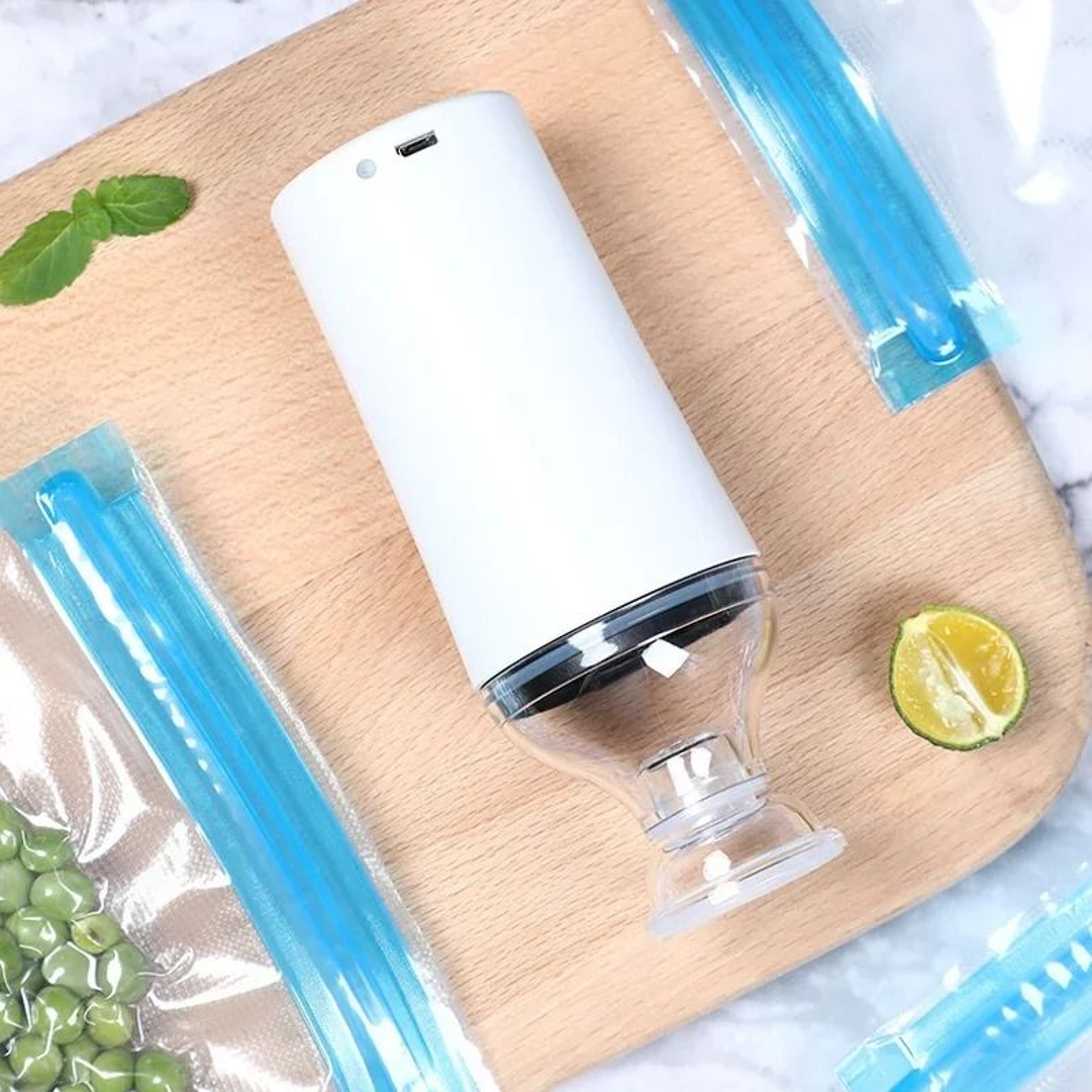 Reusable Vacuum Food Storage Bags  Electric Handheld Sealer Set 4