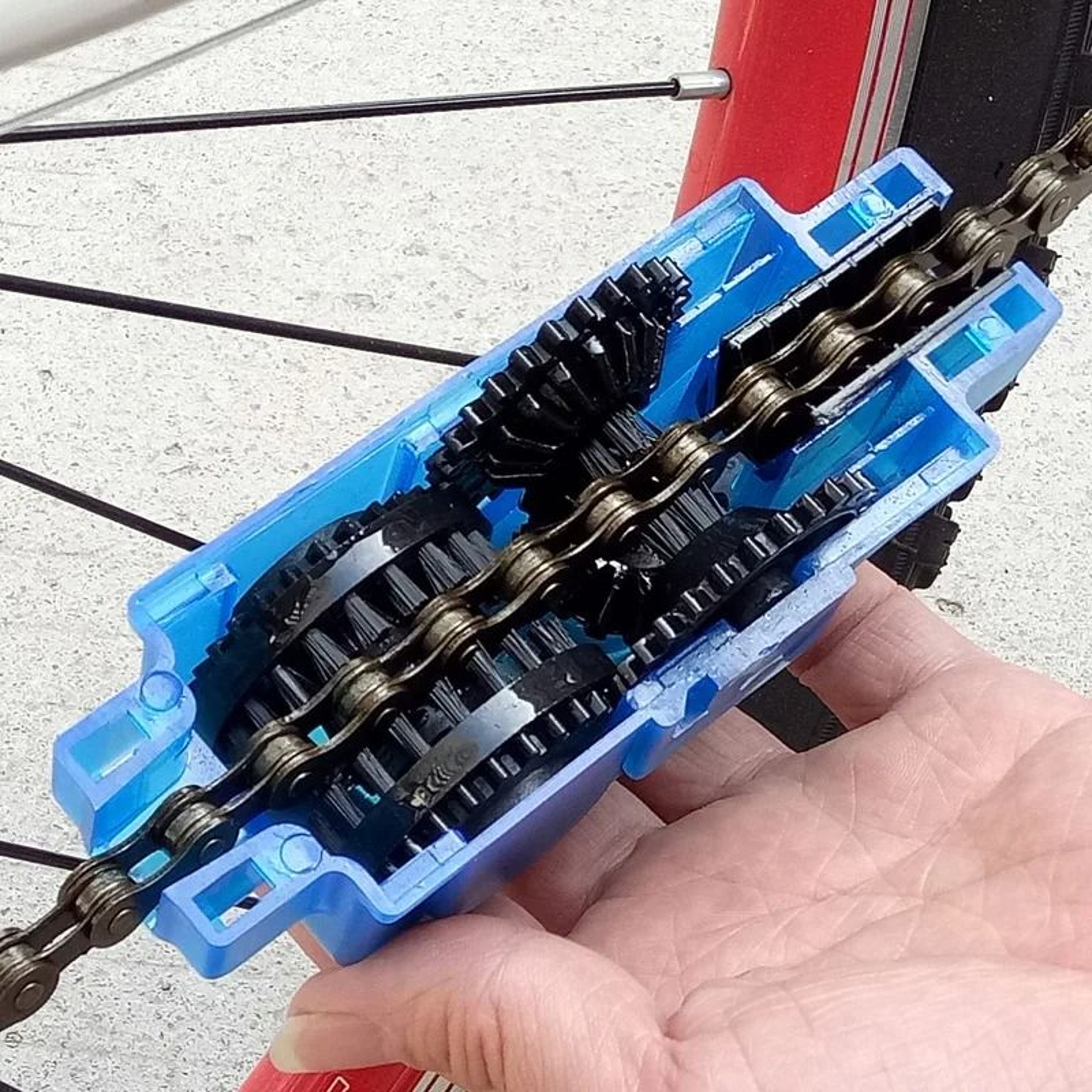 Portable Bicycle Chain Cleaner And Scrubber  Professional Cycling Maintenance Kit 0
