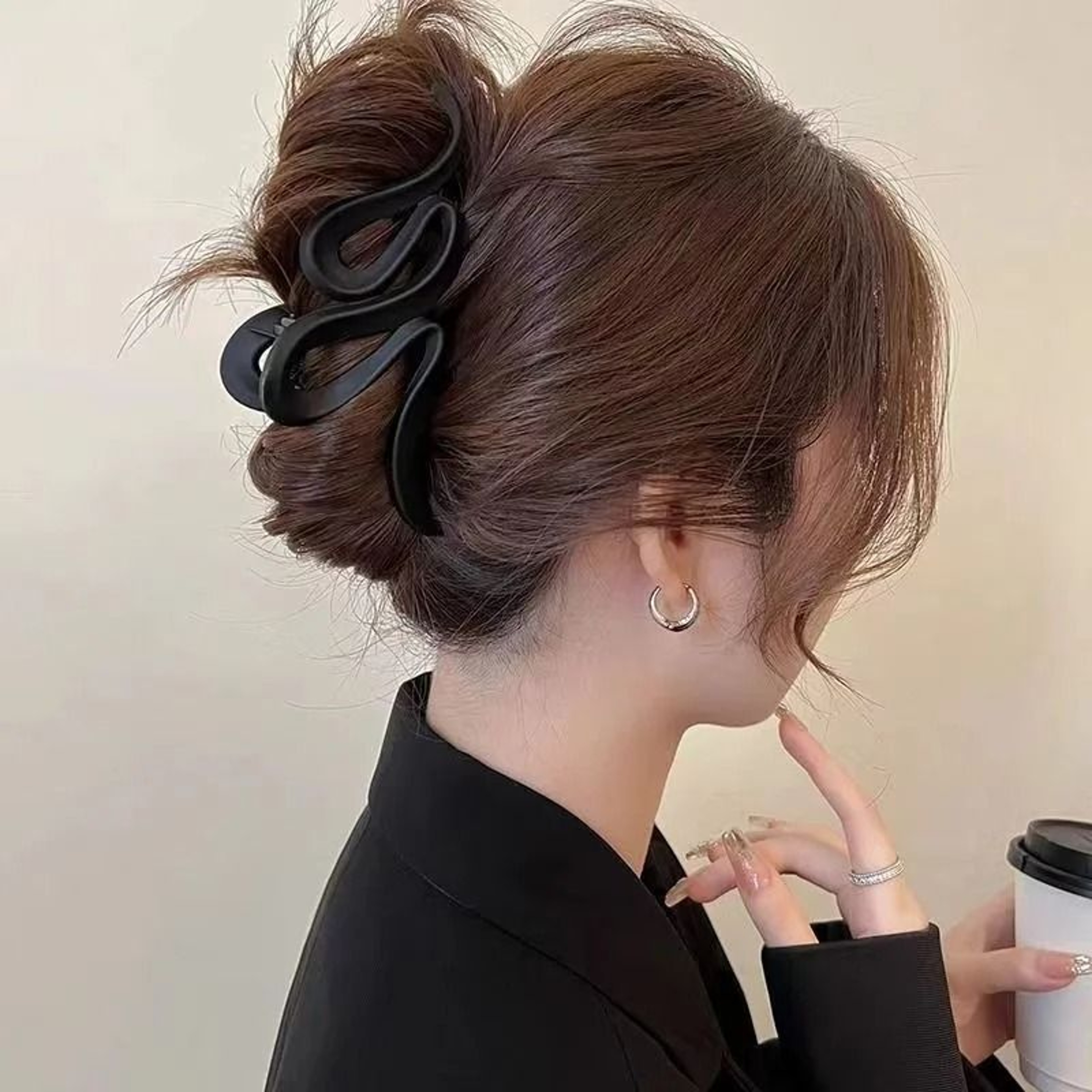 Fashion Korean Solid Color Acrylic Wave Hair Claw 2