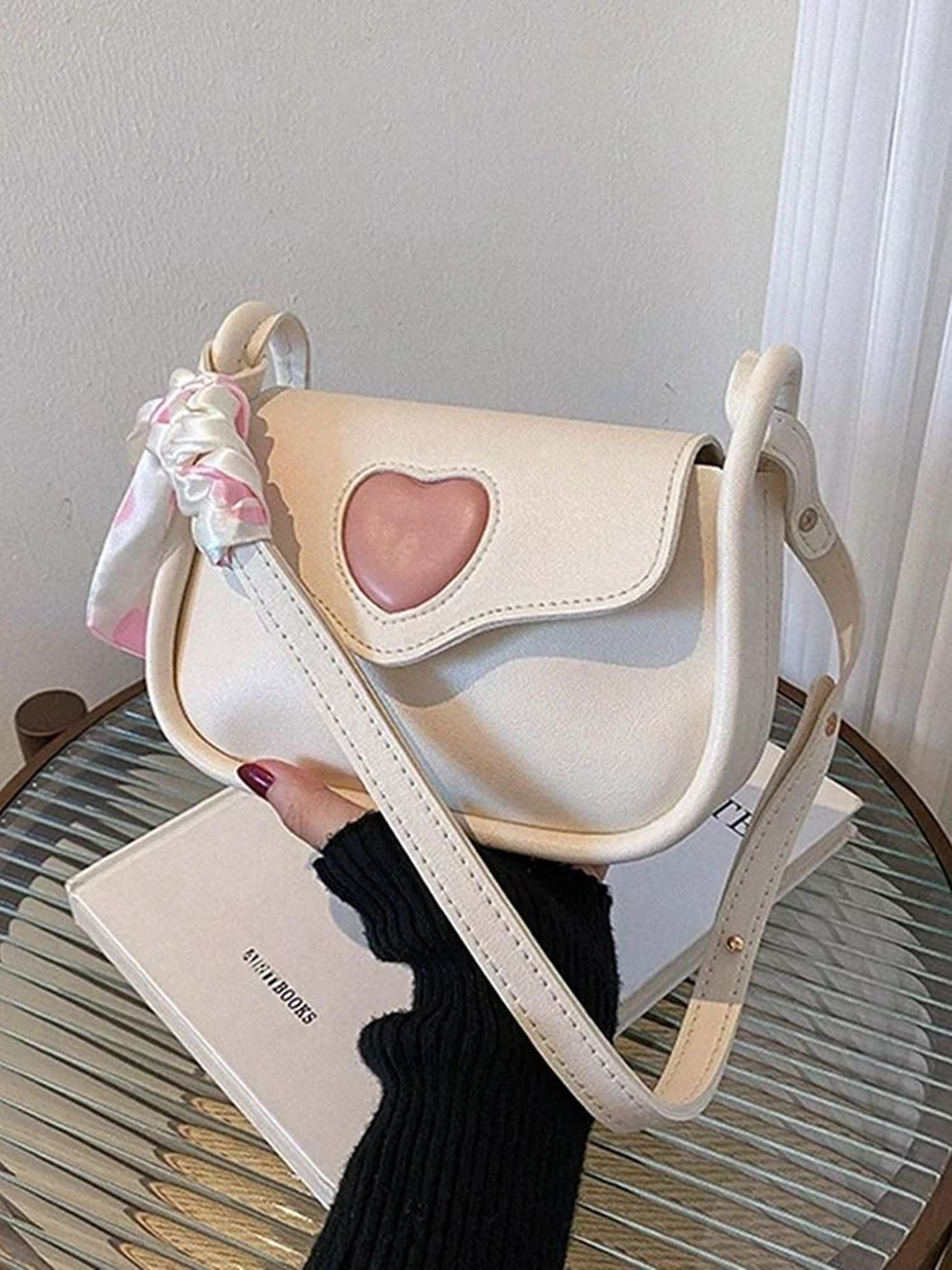 Fashion Retro Love Heart Saddle Shoulder Bag 0