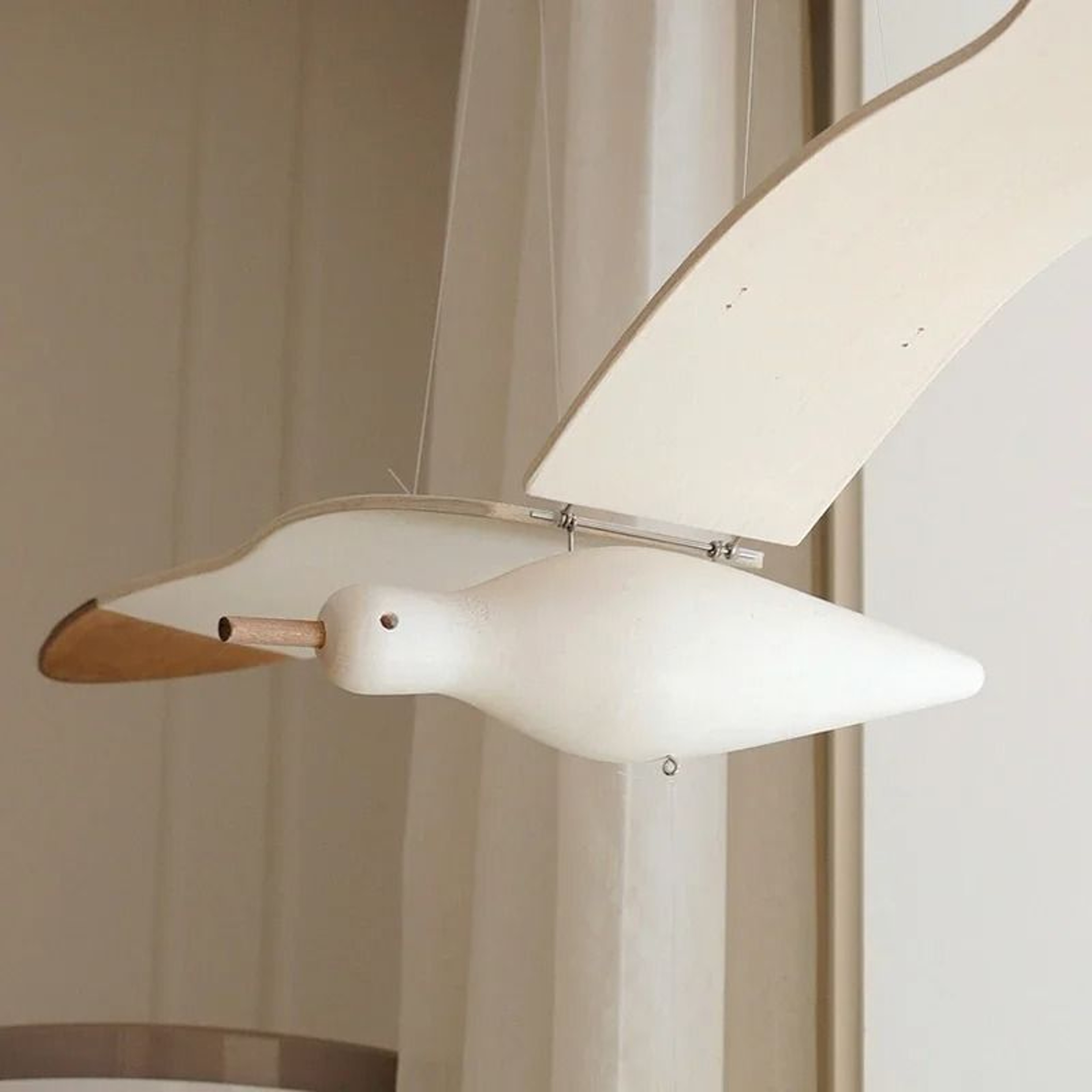 Elegant Wooden Hanging Seagull Art Decoration 2