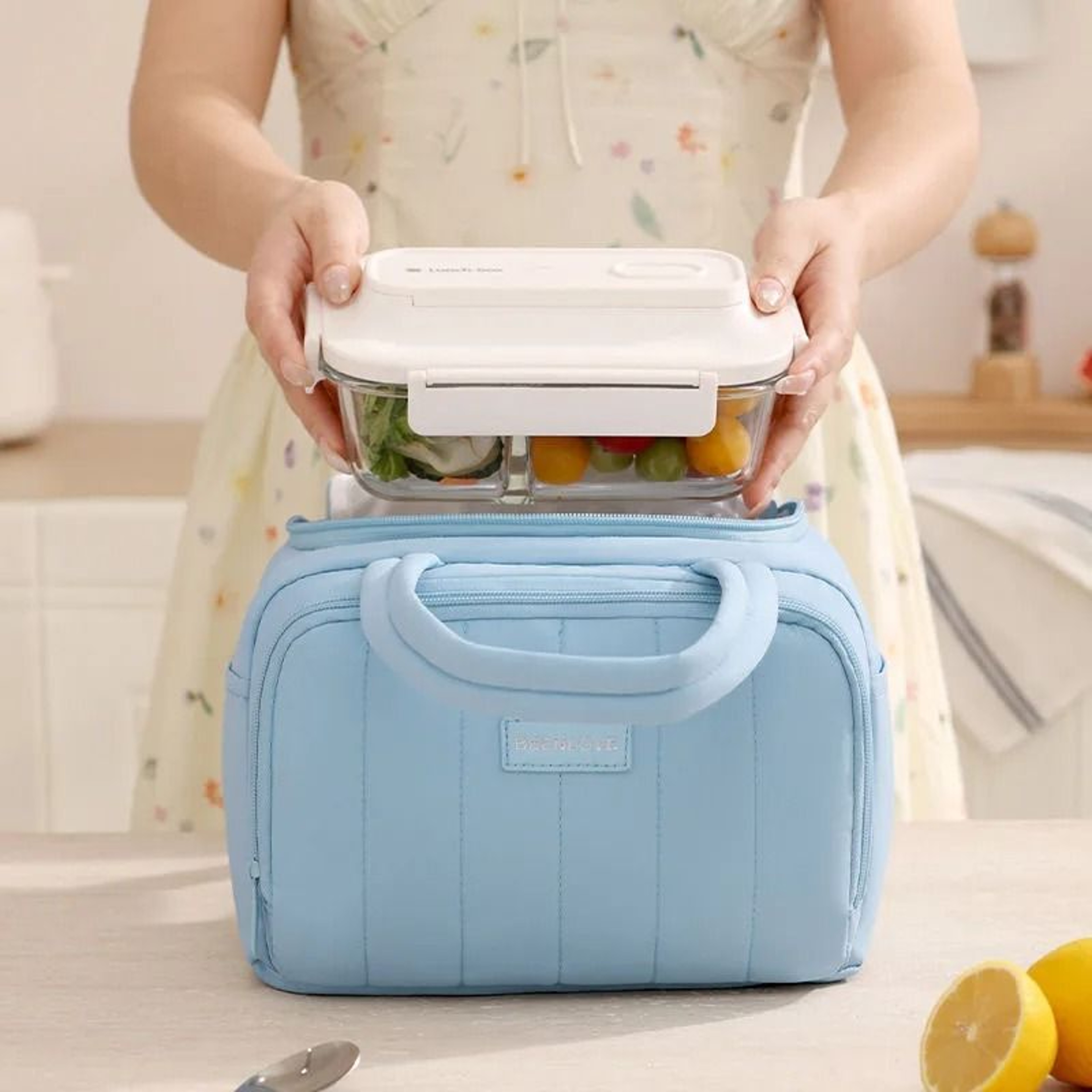 WaterRepellent Thermal Lunch Carrier 5