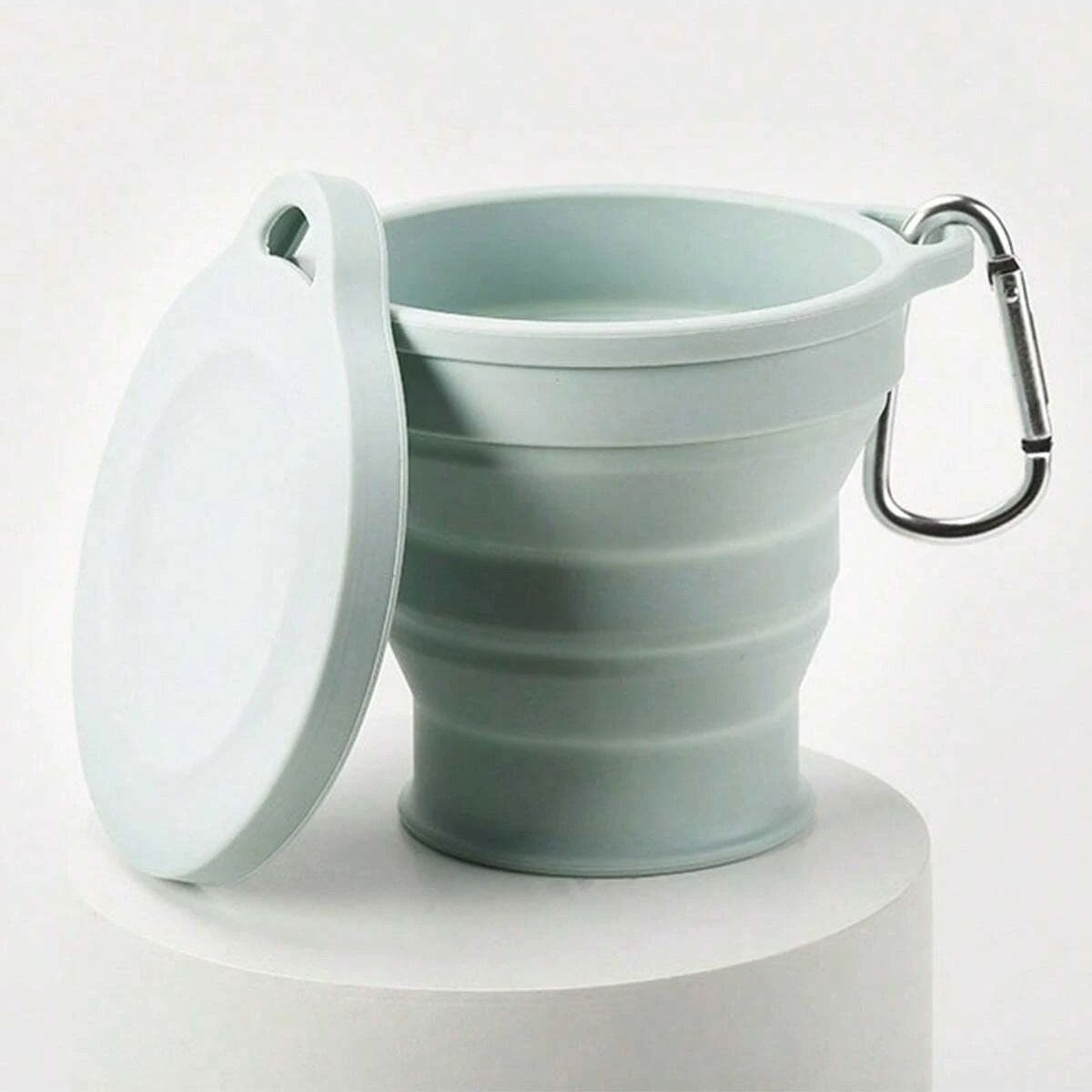 Outdoors Silicone Folding Cup With Carabiner 2