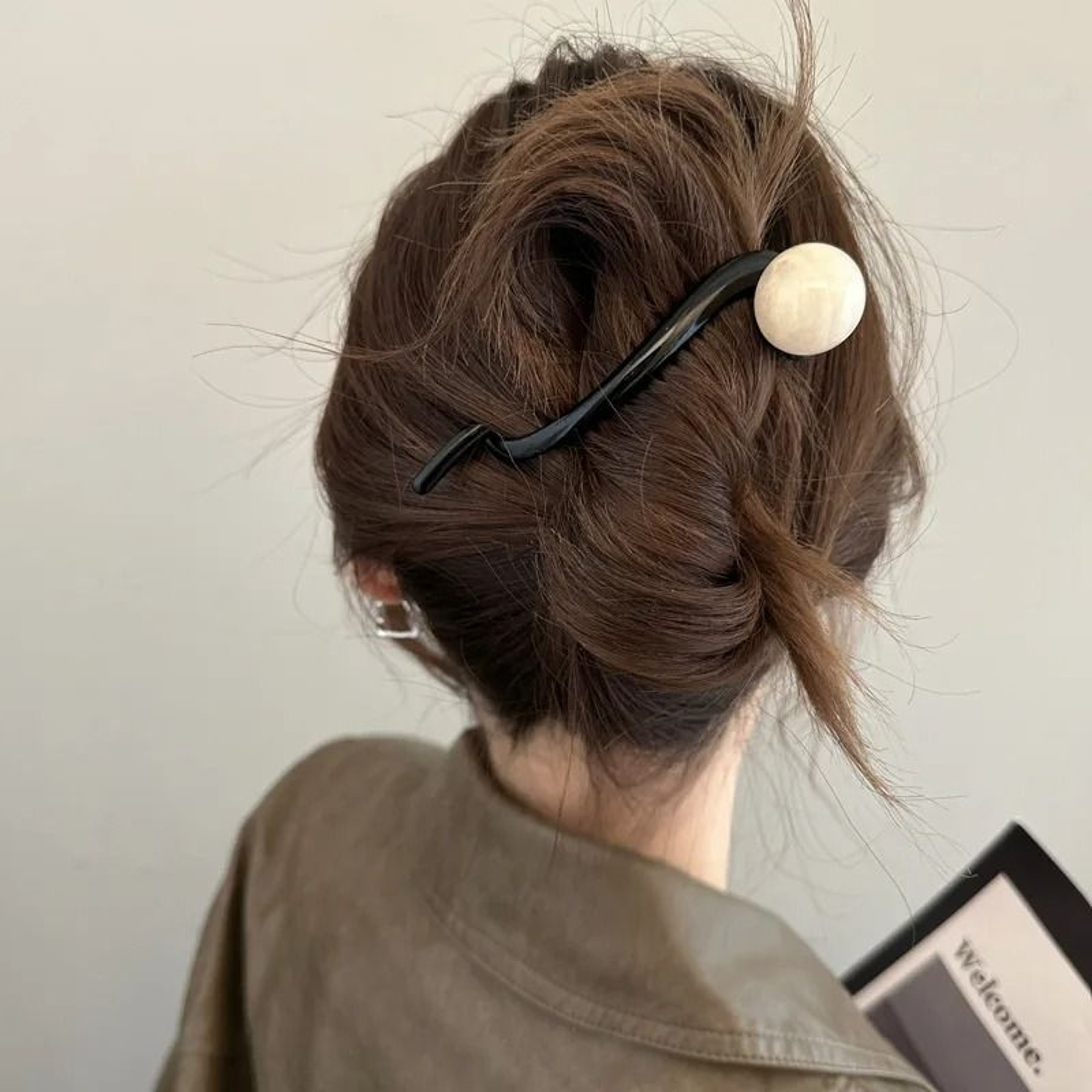 Retro SShape Twisted Hair Shark Clip 3