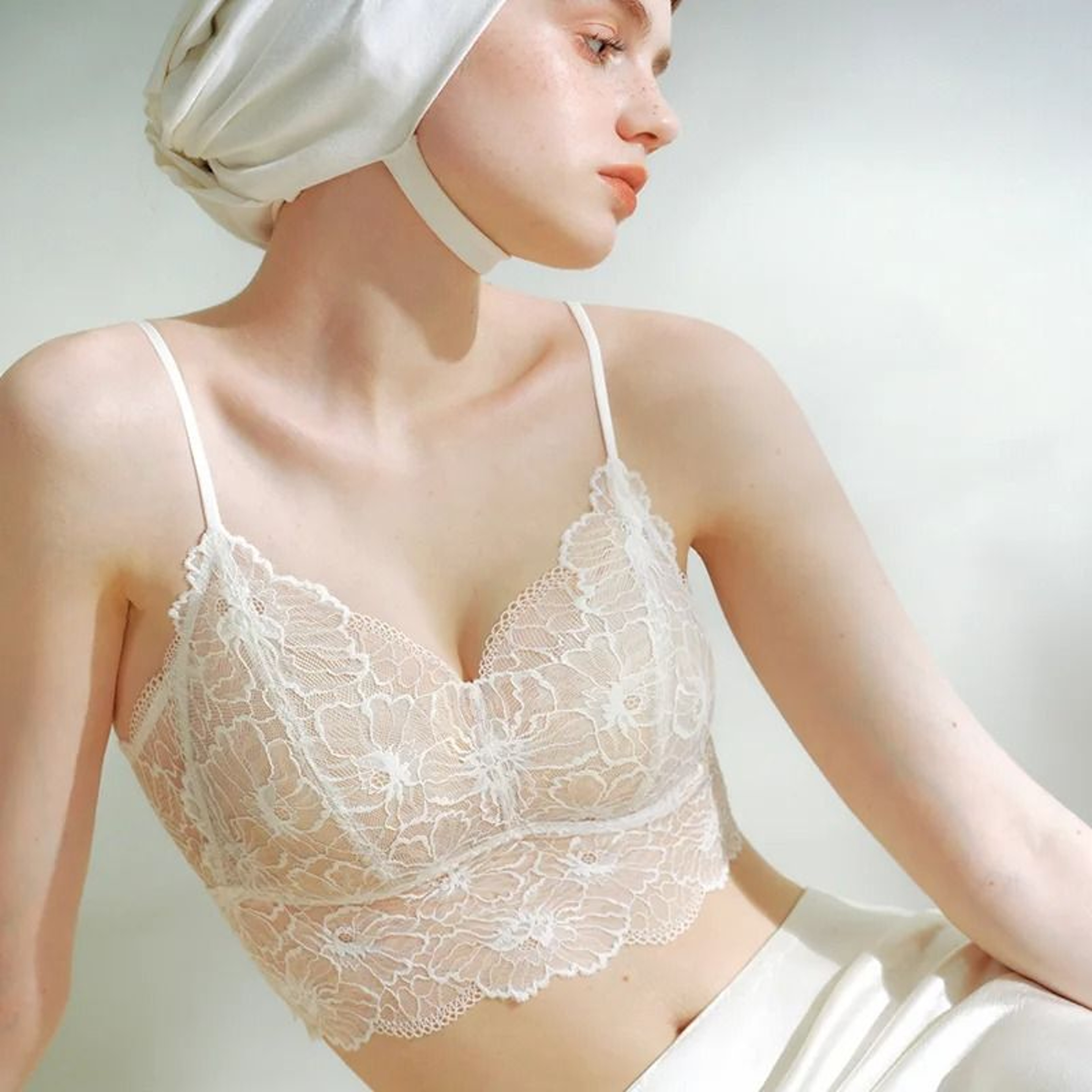 SUJIIN Sexy Lace Wireless Seamless Bra Elegant OnePiece Tank Cami Top 6