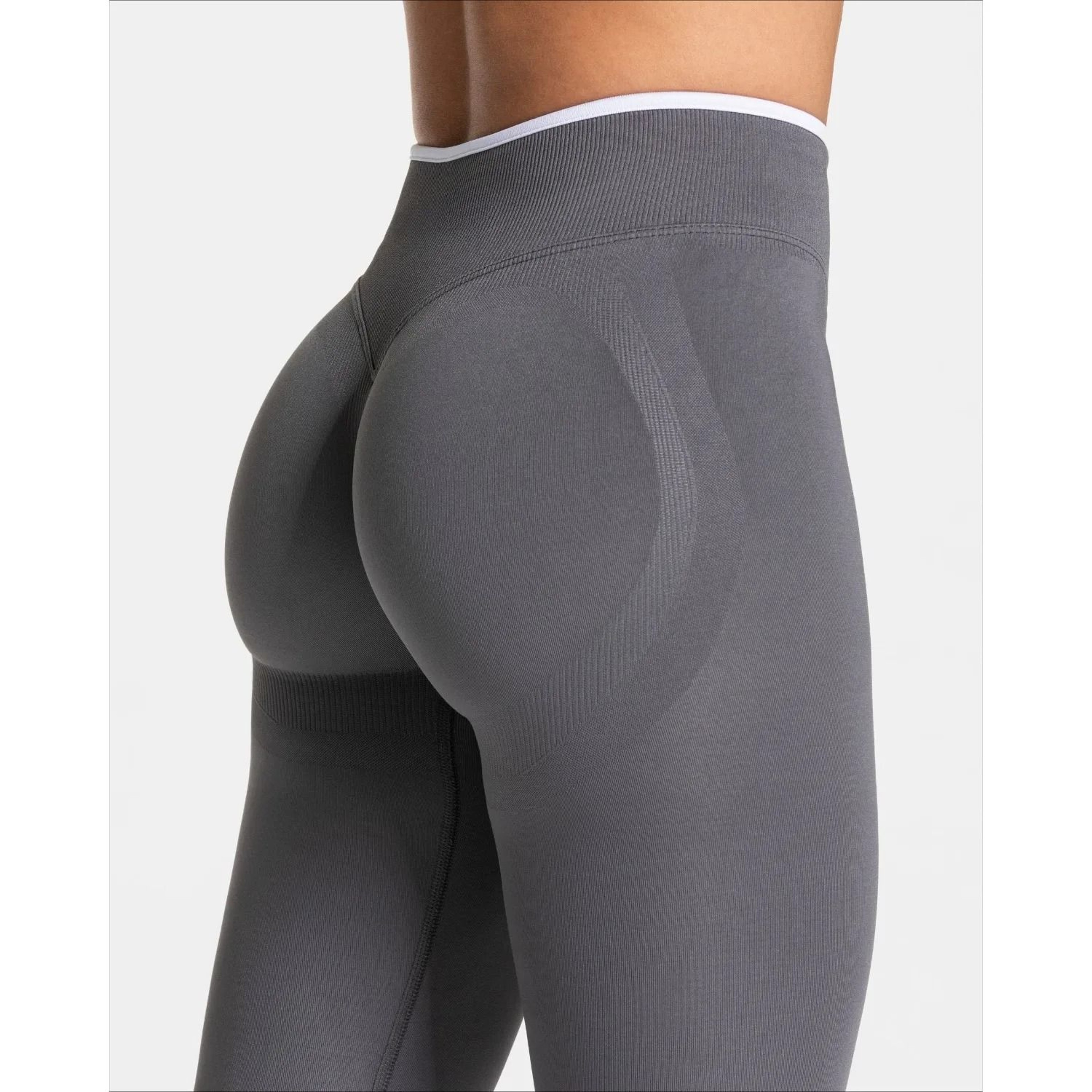 Seamless HighWaist Gym Pants  Professional HipLifting Yoga  Running Exercise Leggings 2