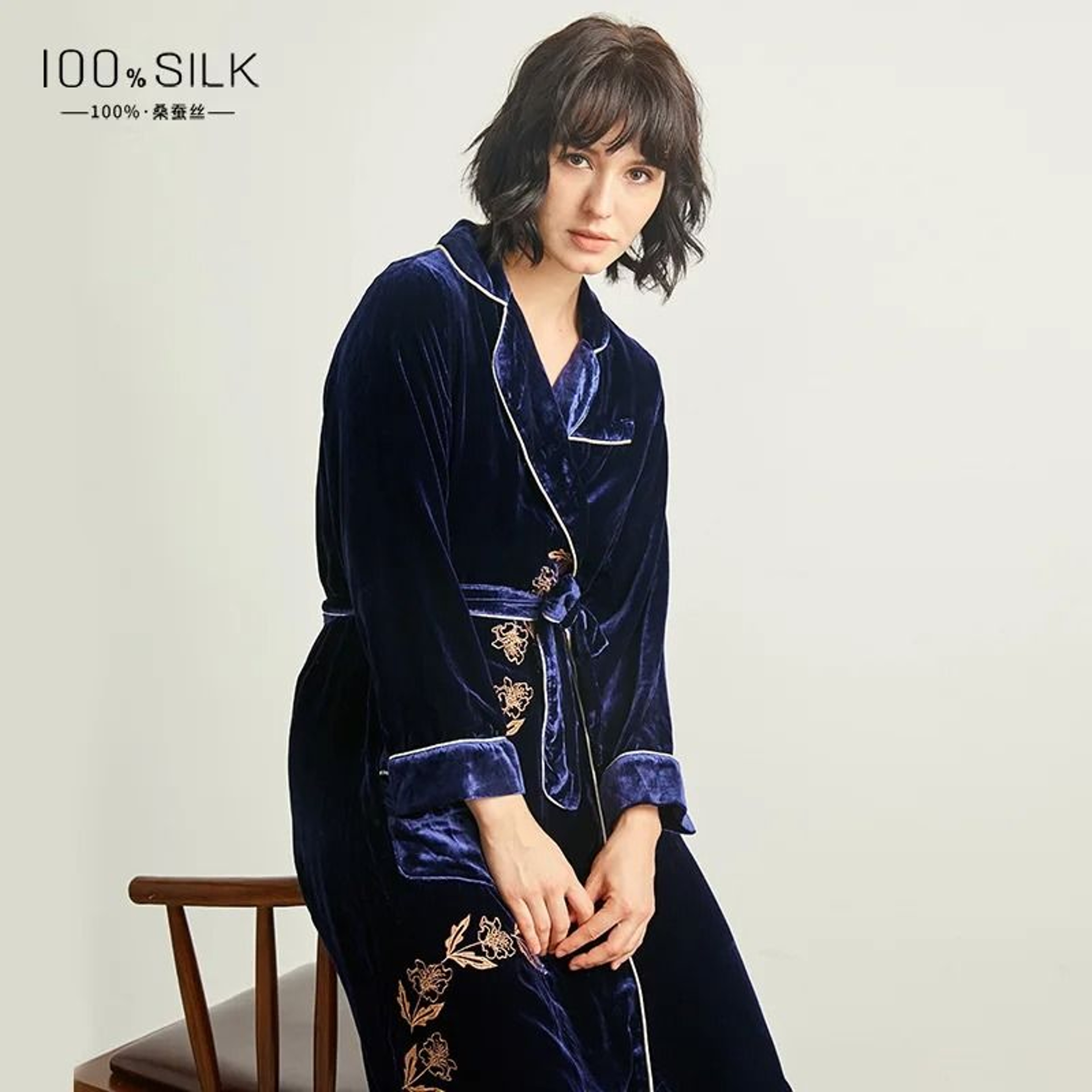 Luxury 19 Momme Heavyweight Silk Long Robe  100 Mulberry Silk Velvet Winter Bathrobe 3
