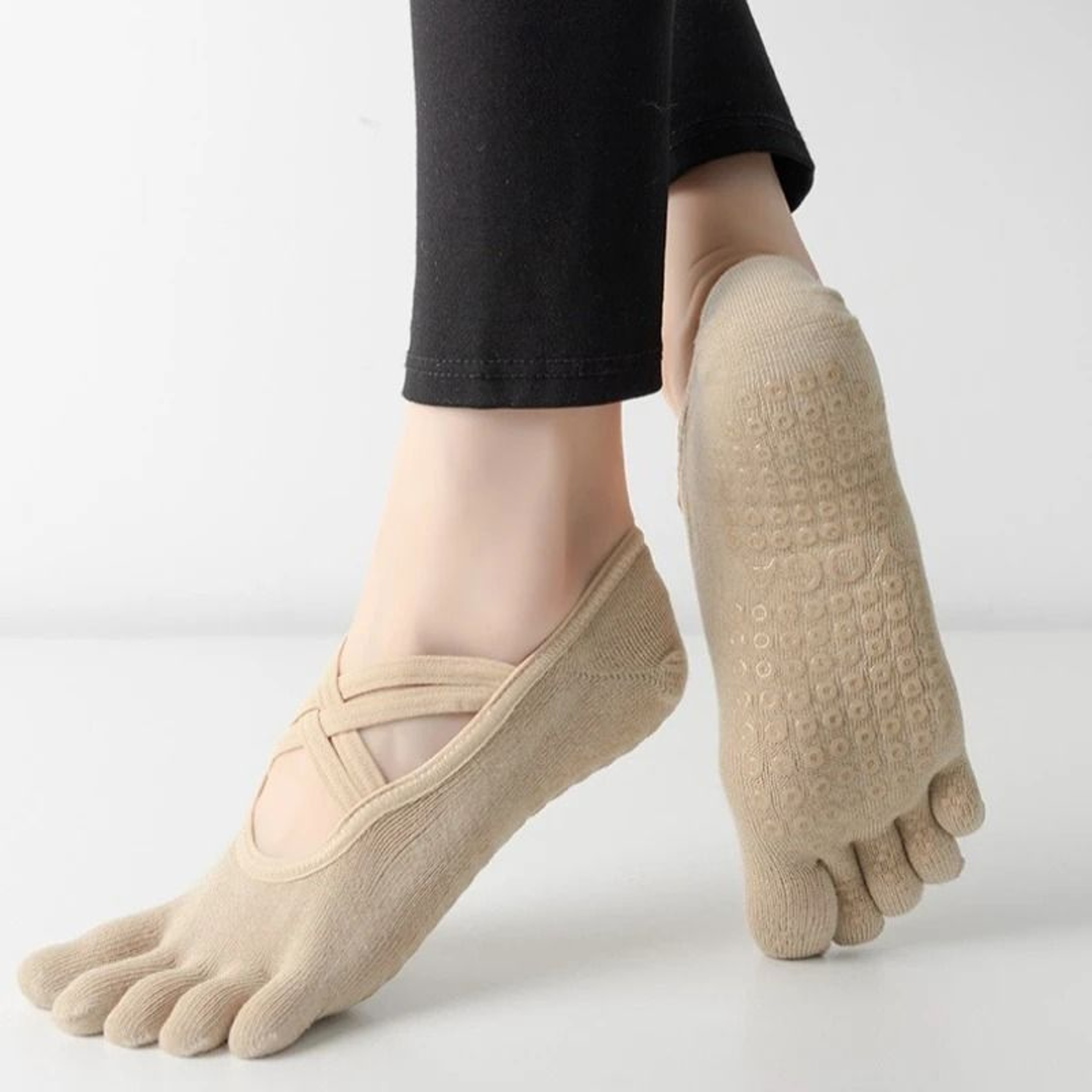 FiveToe AntiSlip Pilates Socks  HighPerformance Silicone Grip Yoga Socks  Bandage Fitness Sports Co 4