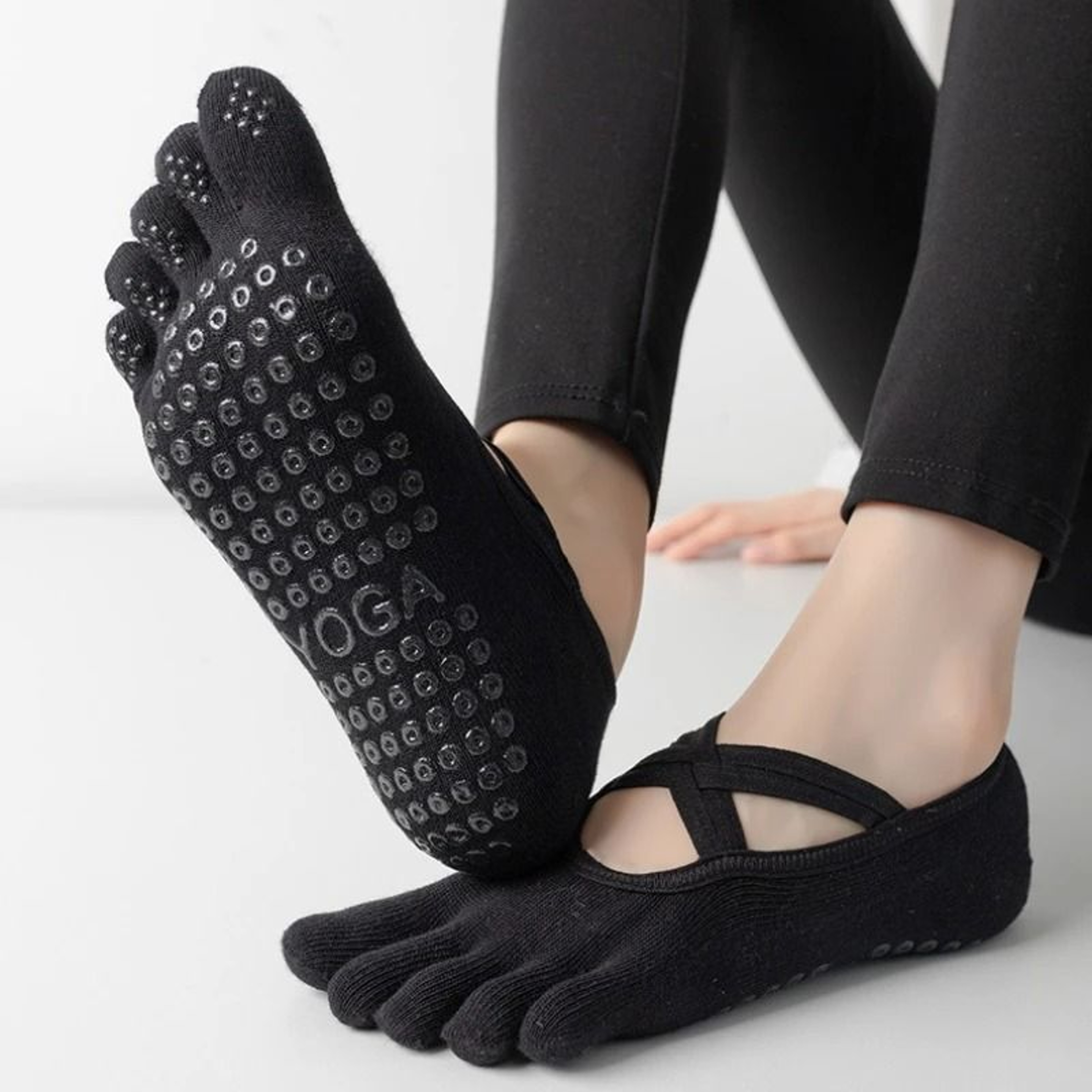 FiveToe AntiSlip Pilates Socks  HighPerformance Silicone Grip Yoga Socks  Bandage Fitness Sports Co 5