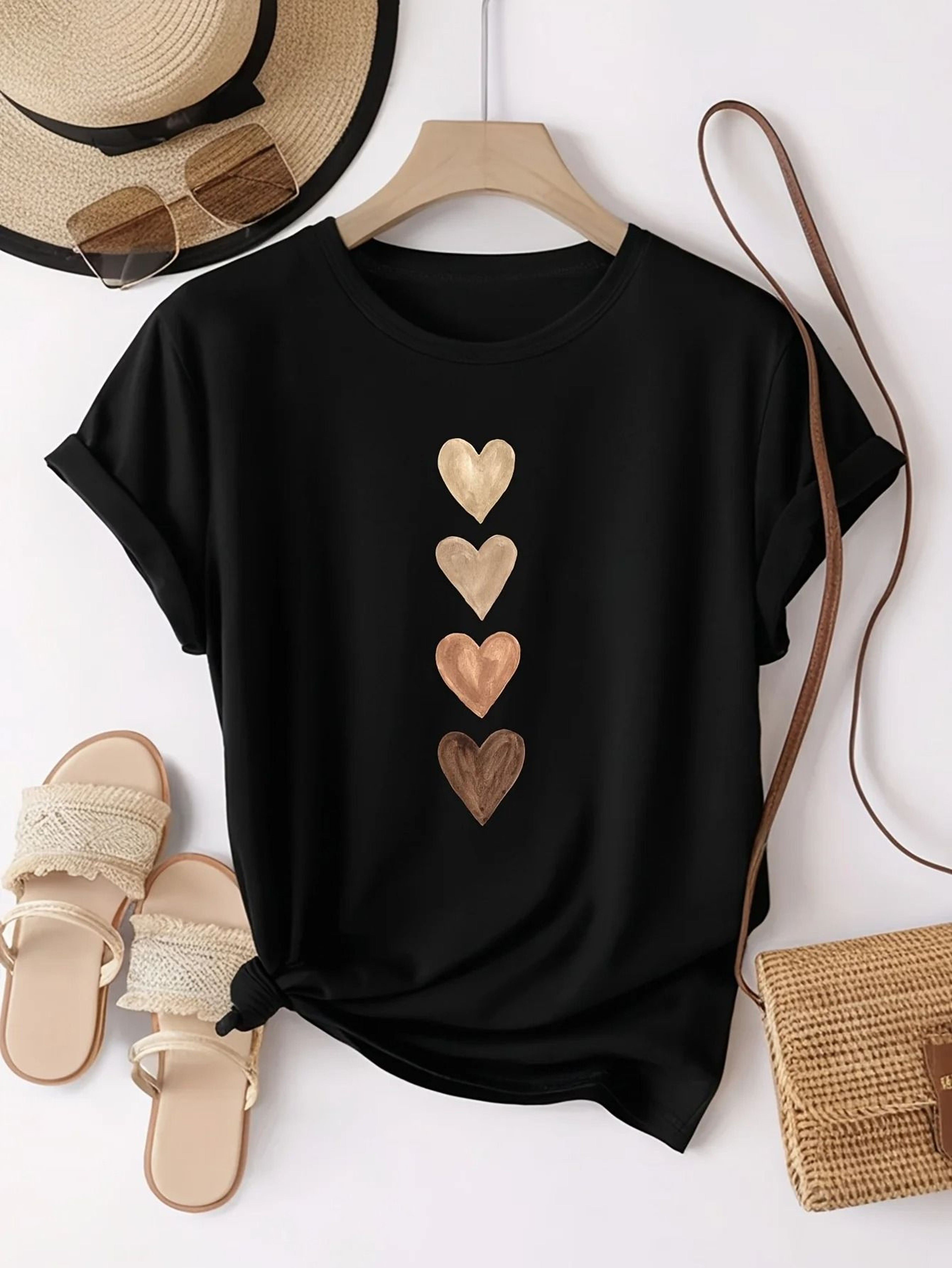 Womens Casual Short Sleeve TShirt With Four Heart Graphic Print Black And Golden 5