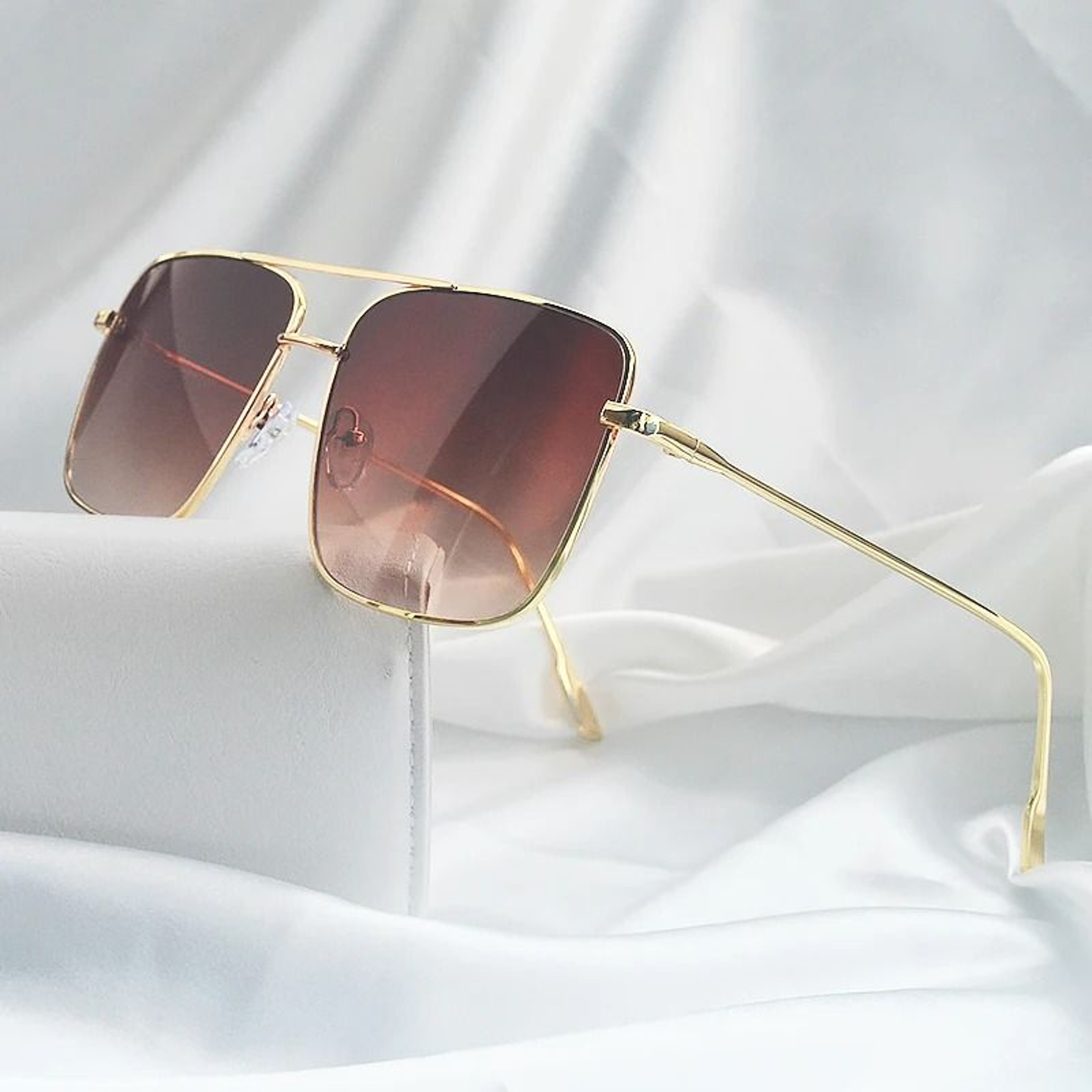 Vintage Oversized Square Metal Eyeglasses  Gold Fashion Frames 4