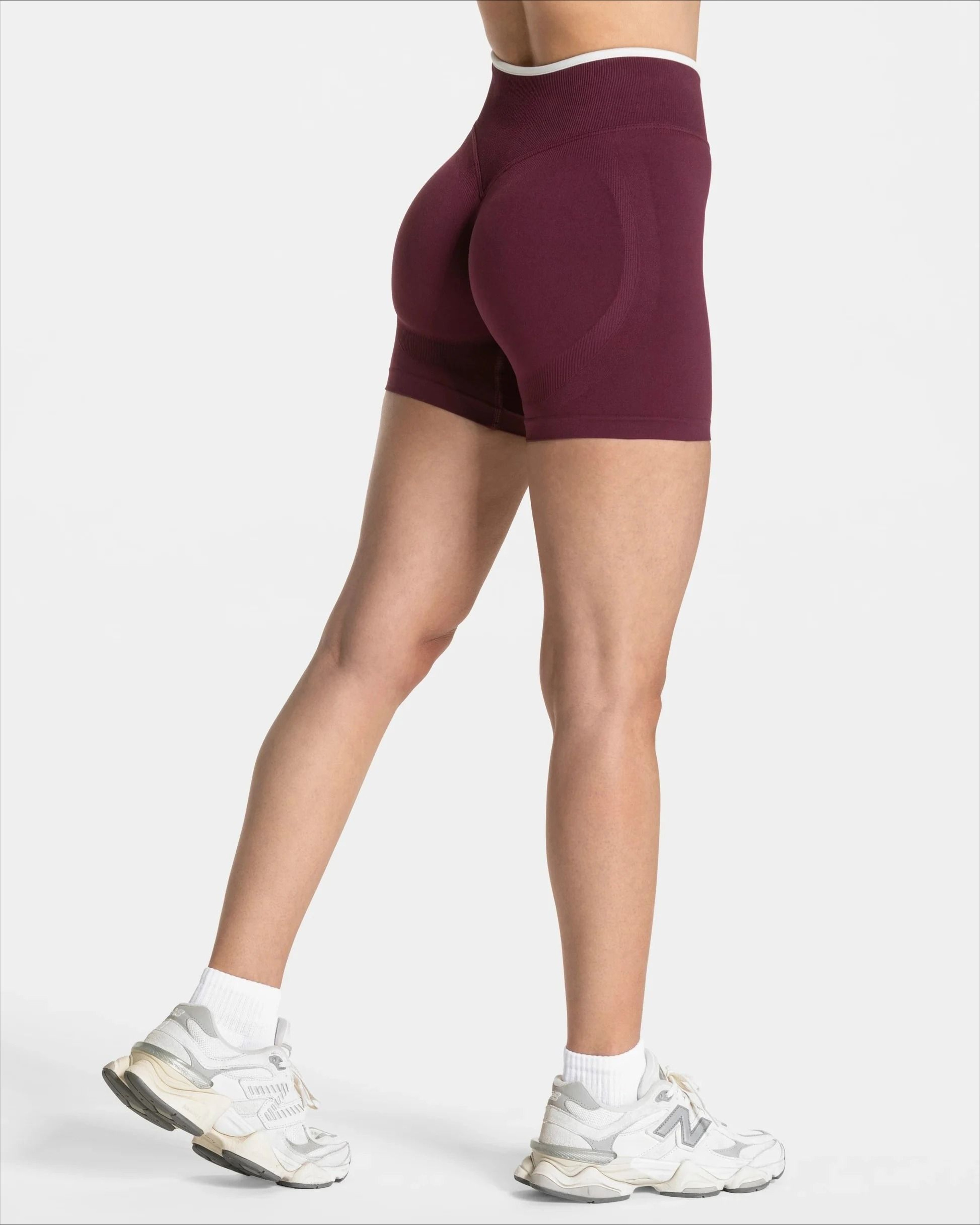 Womens Seamless HighWaist Gym Shorts  Solid Color HipLifting Yoga  Running Performance System 13