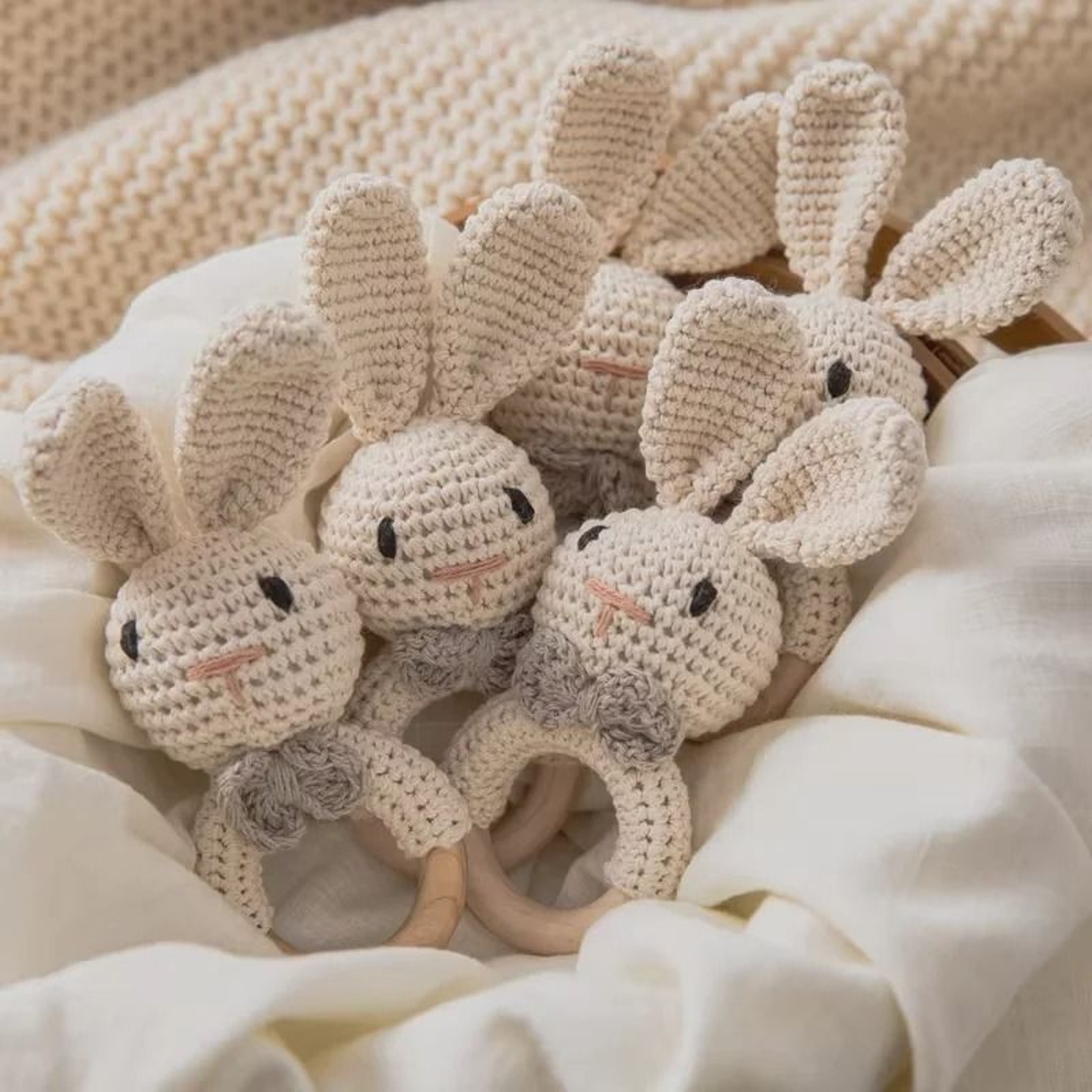 Baby Crochet Bunny Rattle  Wooden Teether  Newborn Educational Music Toy 2