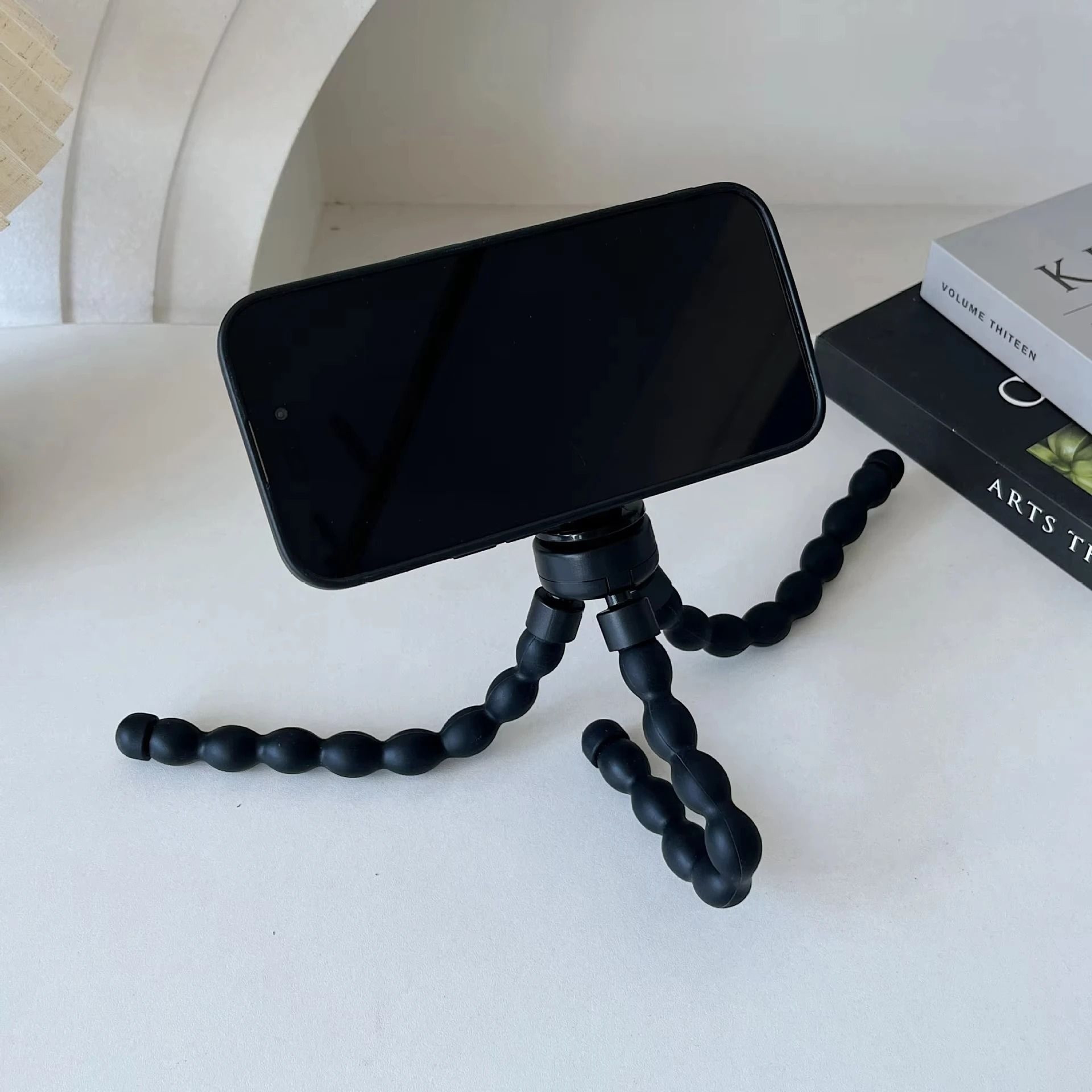 Magnetic Octopus Mini Tripod And Universal Smartphone Monopod Stand 3