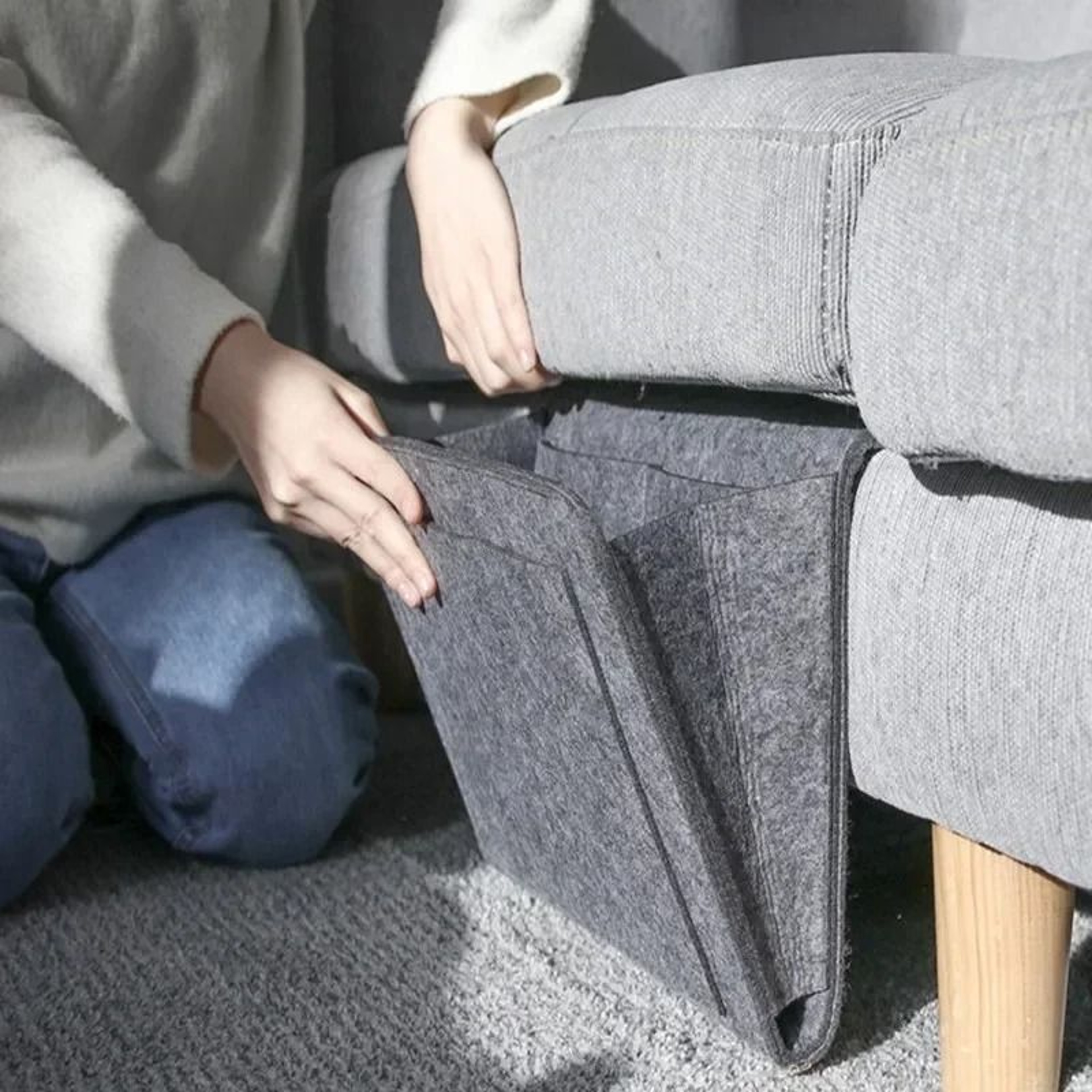 Felt Bedside Hanging Organizer And HighPerformance Remote Control Storage Hub 1