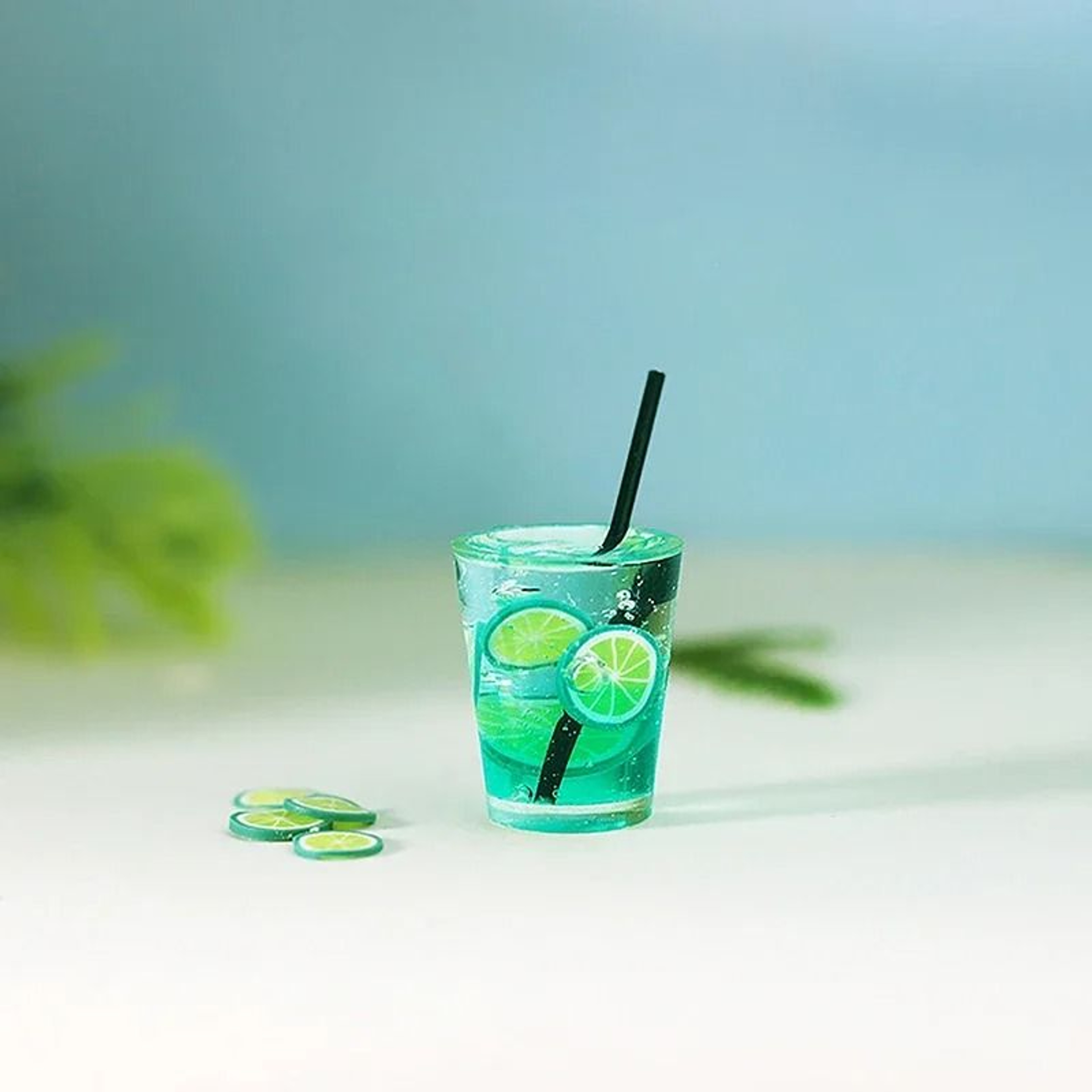 Miniature Dollhouse Cocktail Drinks  1 6  1 12 Scale Doll Toys Kitchen Ornaments 7