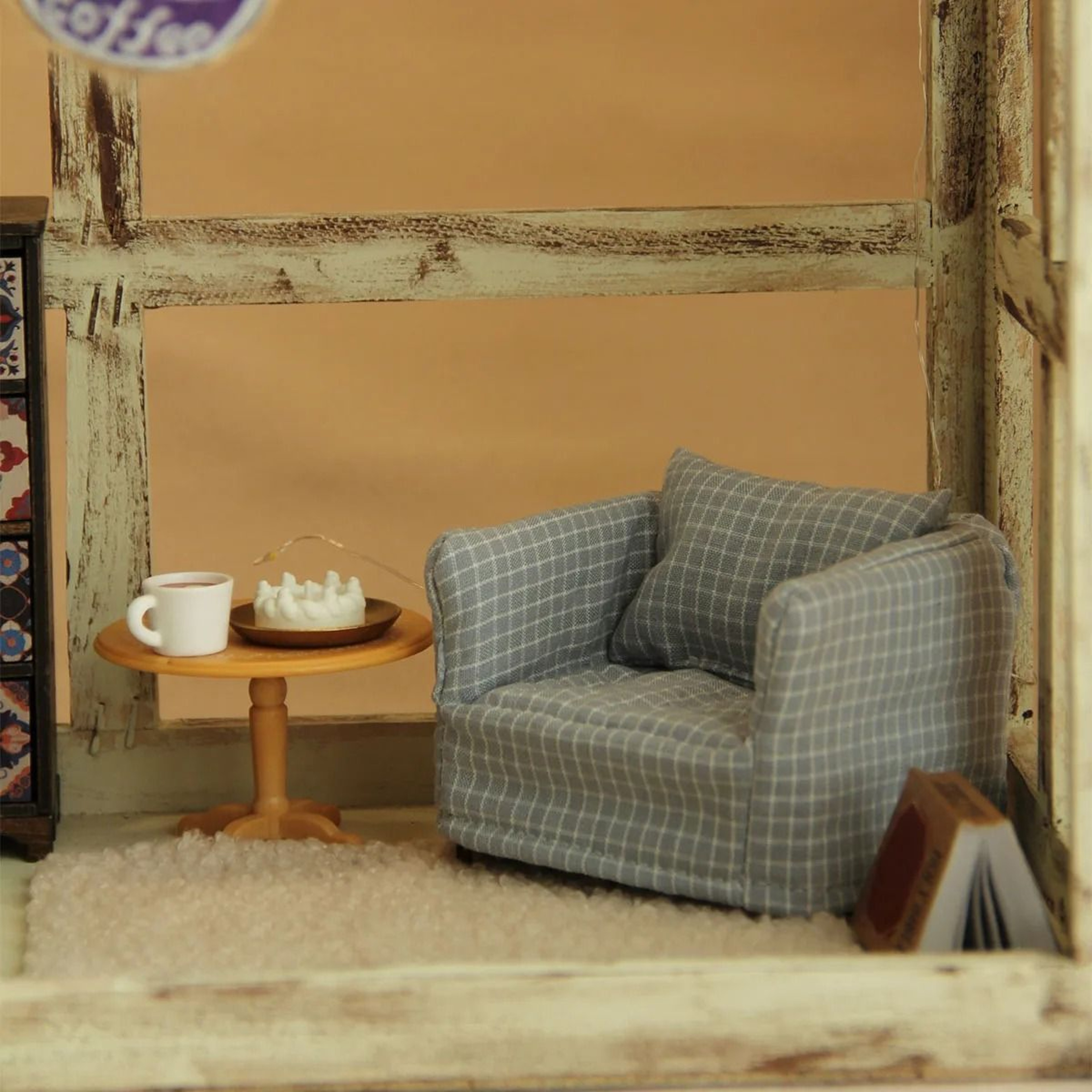 1 12 Miniature Plaid Single Sofa  HandCrafted Wooden Dollhouse Furniture For HighEnd Miniature Disp 4