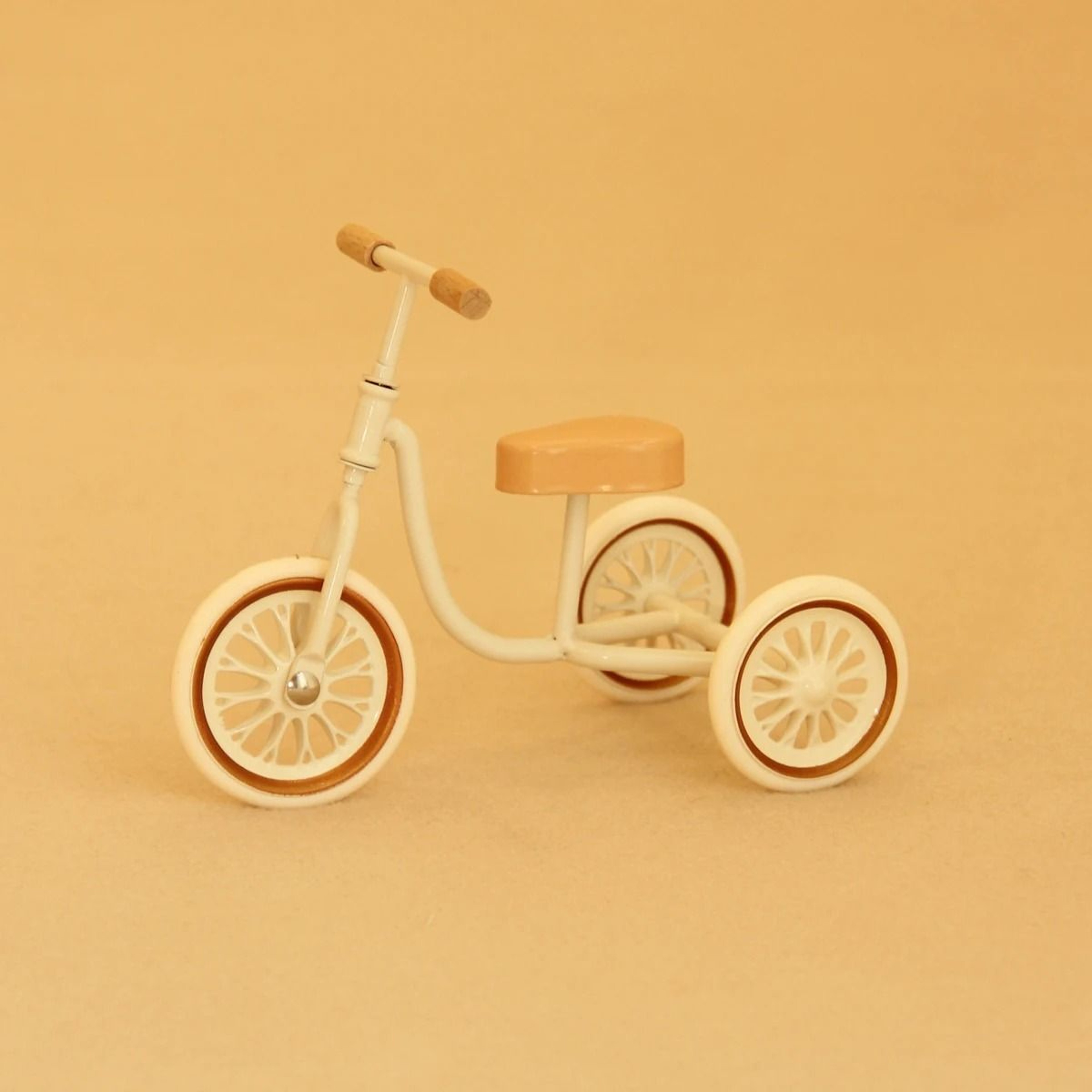 1 12 Miniature Simulation Furniture  HighFidelity Mini House Decor  Professional Studio Props For B 7