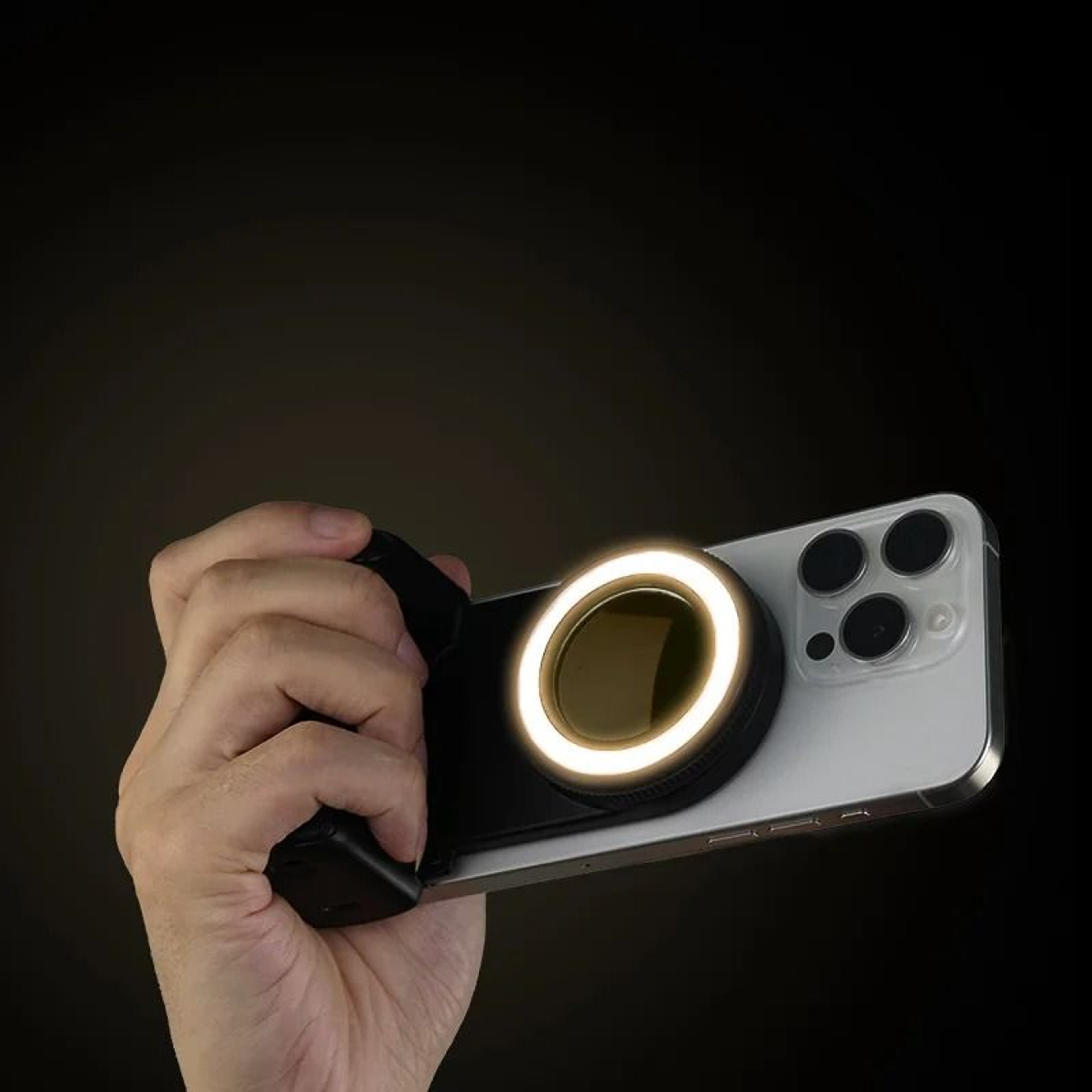 BBC9 Magnetic Smartphone Grip  30M Bluetooth Remote  Fill Light  Executive Cinematic Capture Sanctu 2