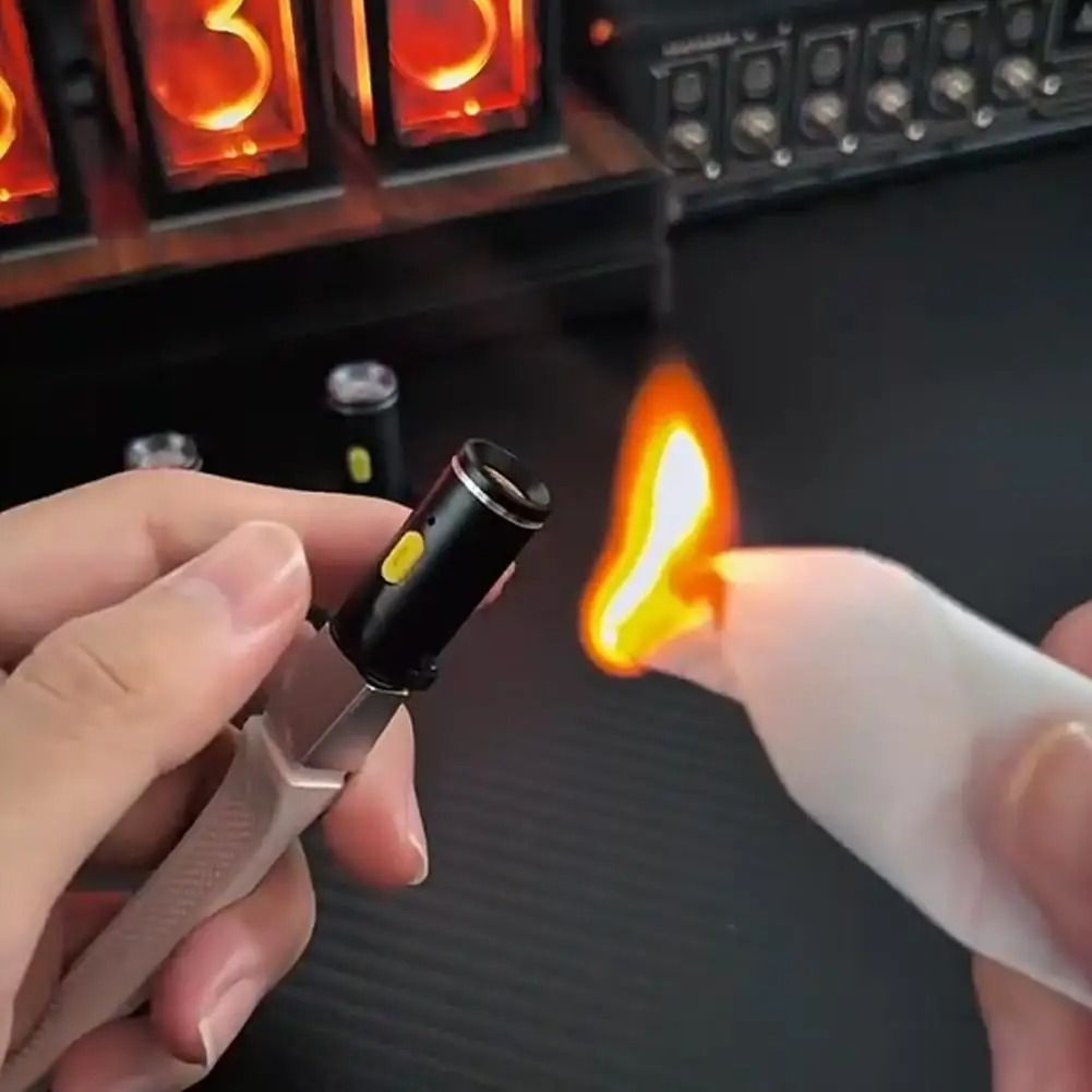 Miniature TypeC Powered Flameless Electric Lighter  Aluminum Alloy Travel Ignition Tool 1