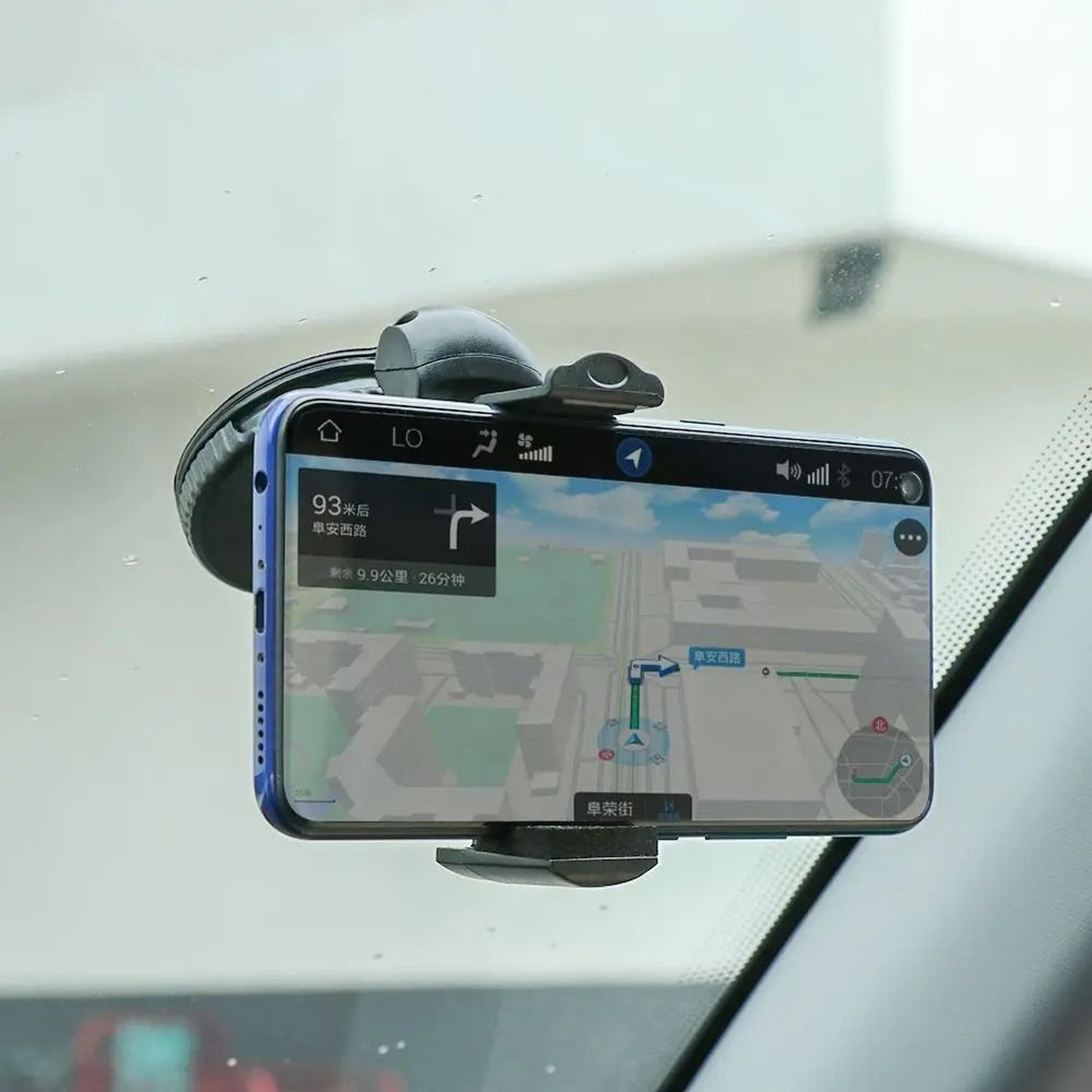 HighFidelity Gallery  Silicone Suction Dashboard Mount  Technical Smartphone Stabilization Logic 2