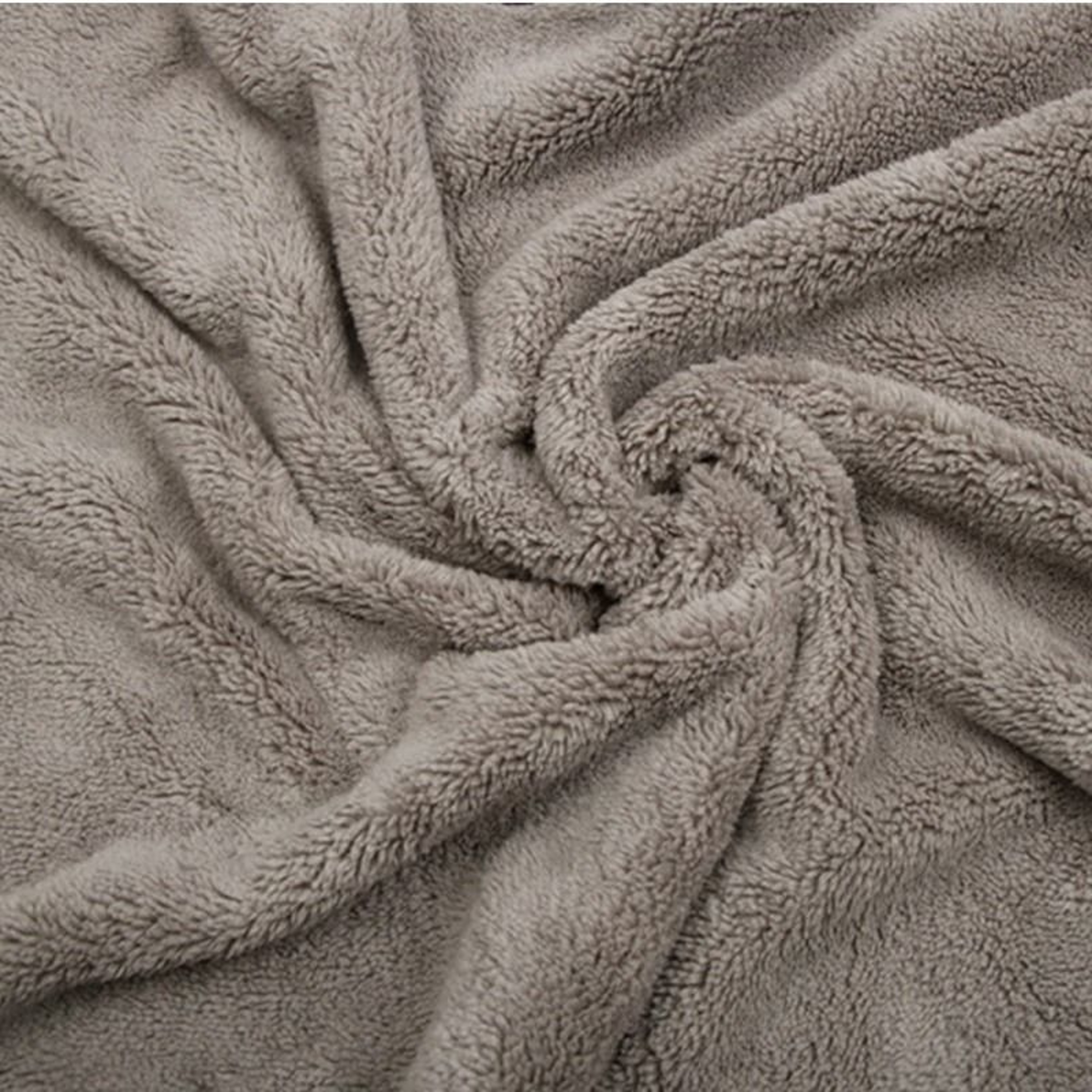 HighDensity Microfiber Capillary Absorption And Surface Maintenance Interface 2