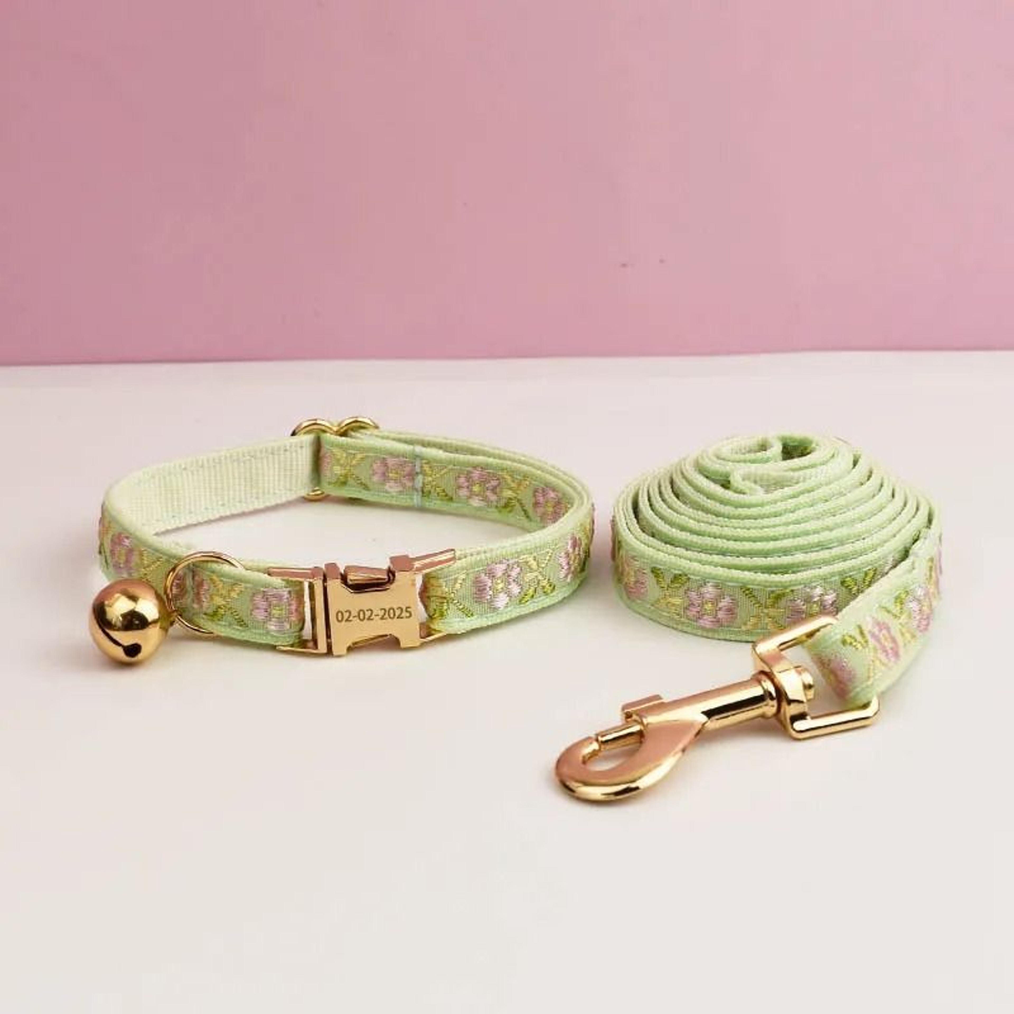 Premium ClassicMetal Adjustable Cat Collar 1
