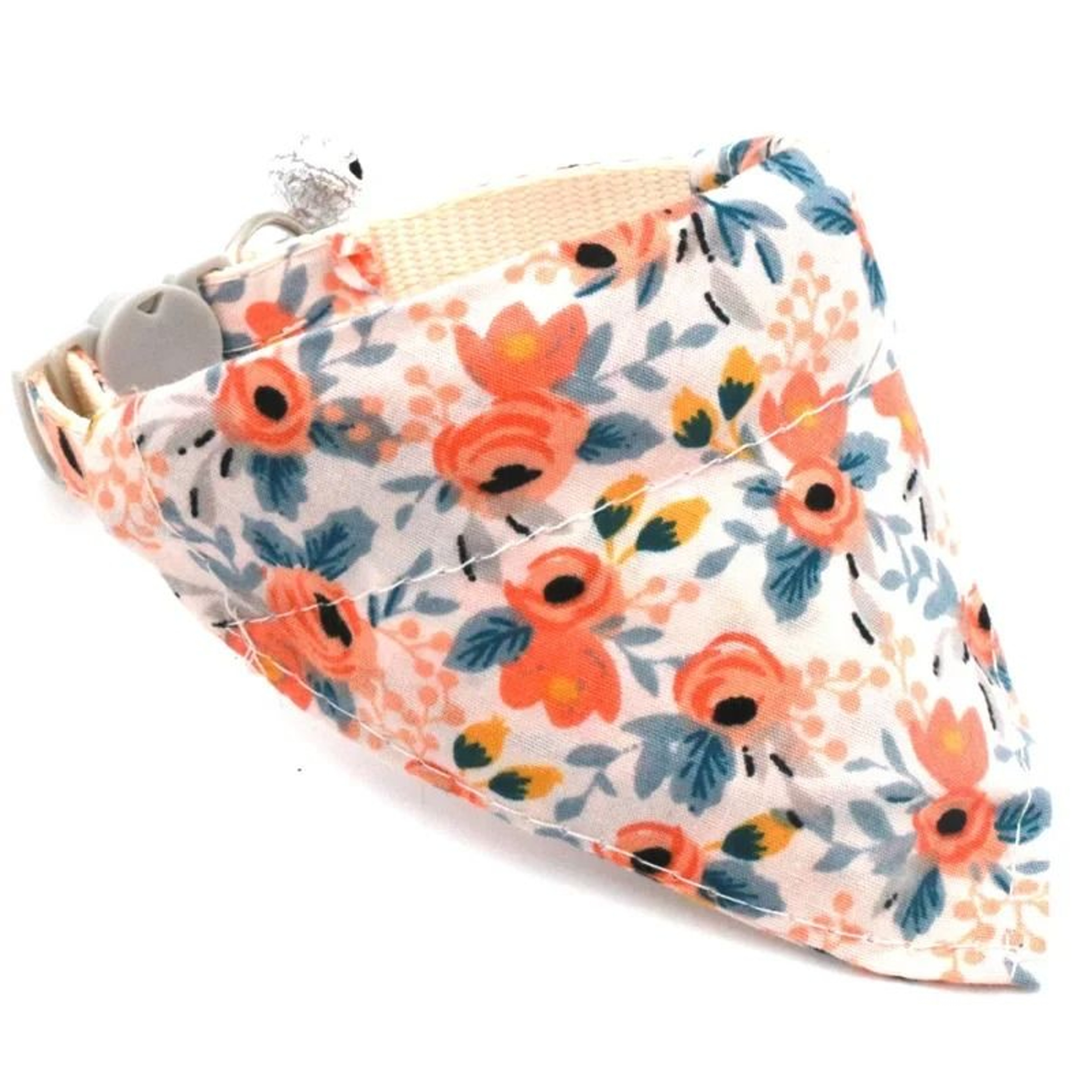 Little Daisy Adjustable Bandana Collar 3