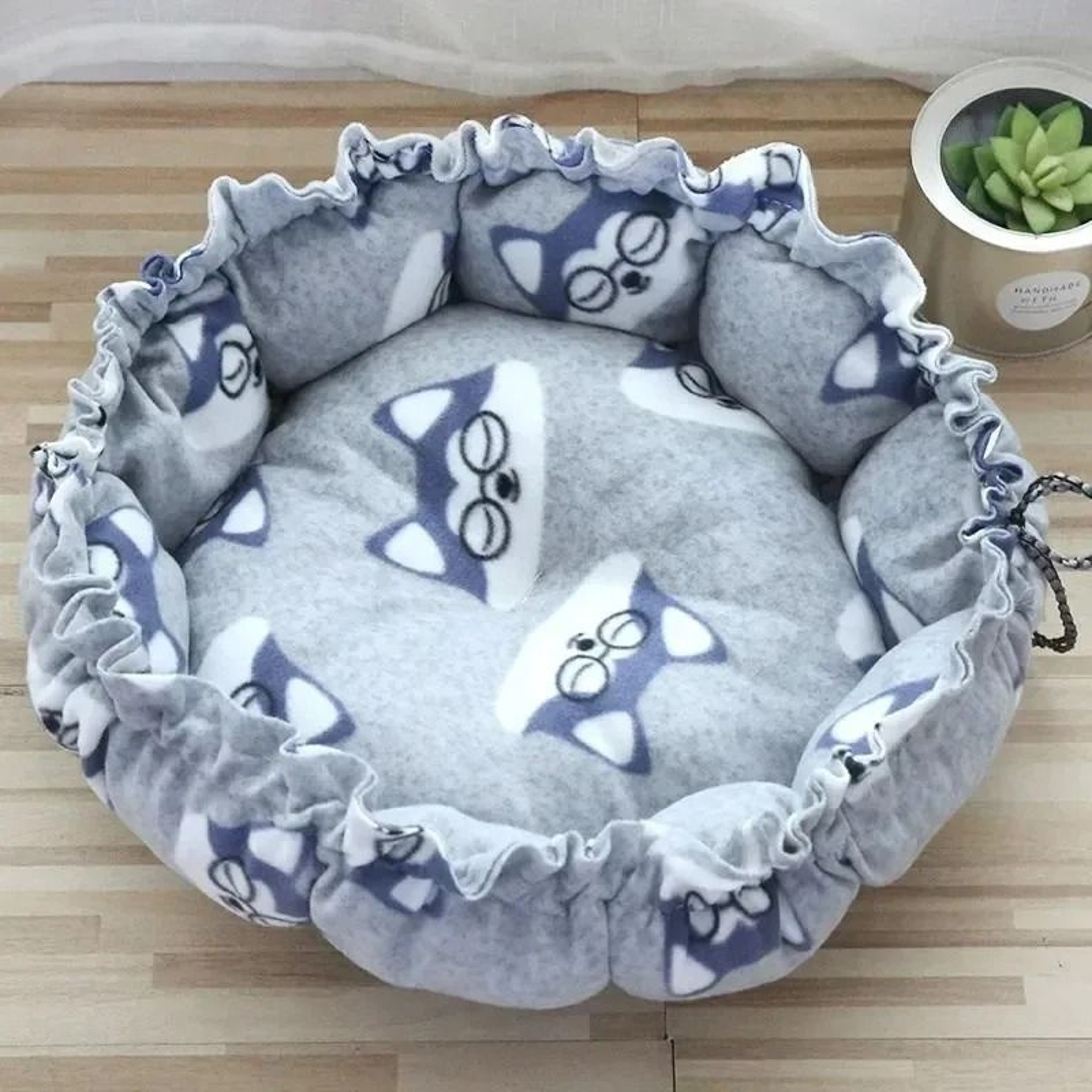 Plush Nesting Donut Pet Bed  Cushion Basket 10