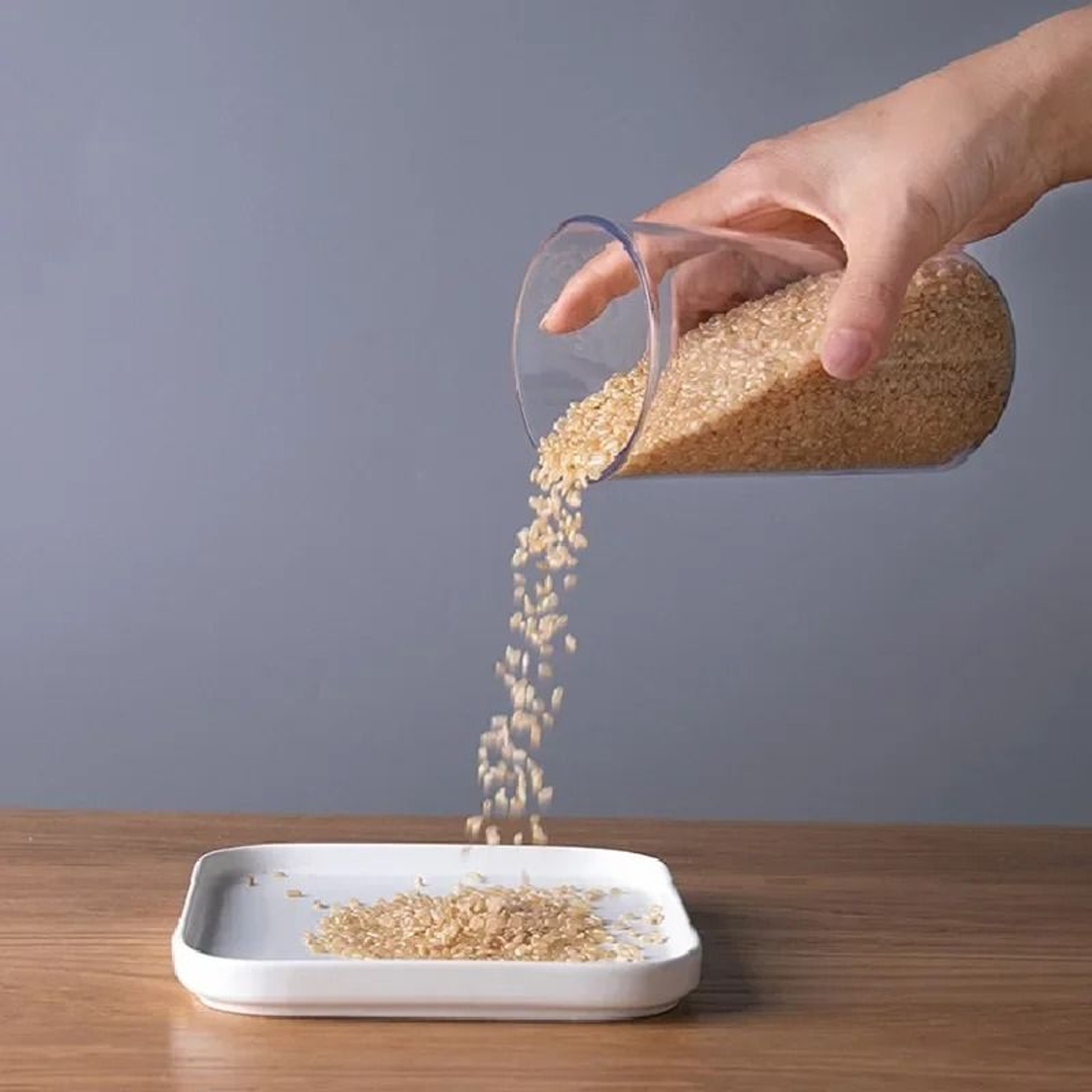 FoodGrade Transparent Sealed Grain  Snack Storage Jar 4