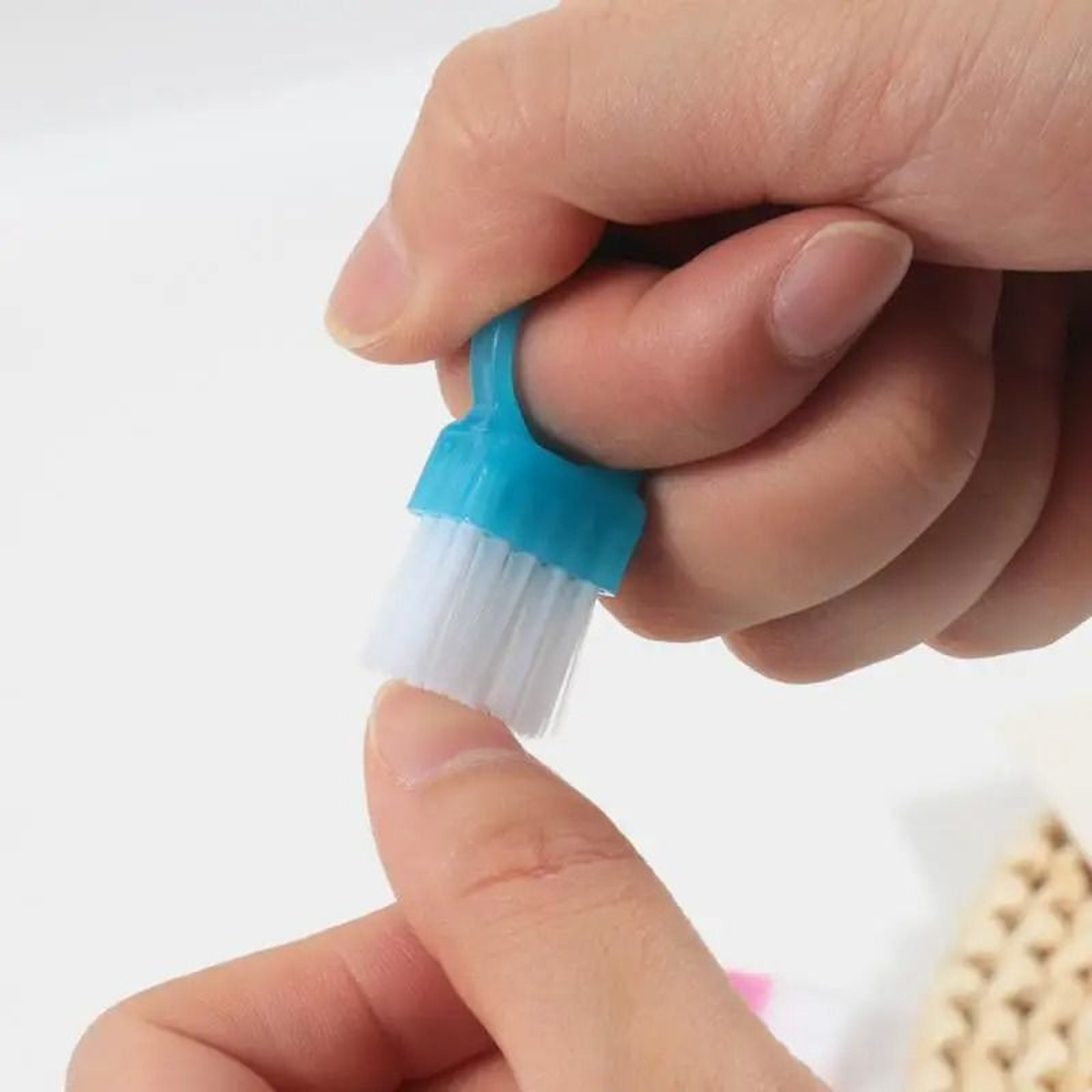 Mini Ring Nail Dust Cleaning Brush Set 2