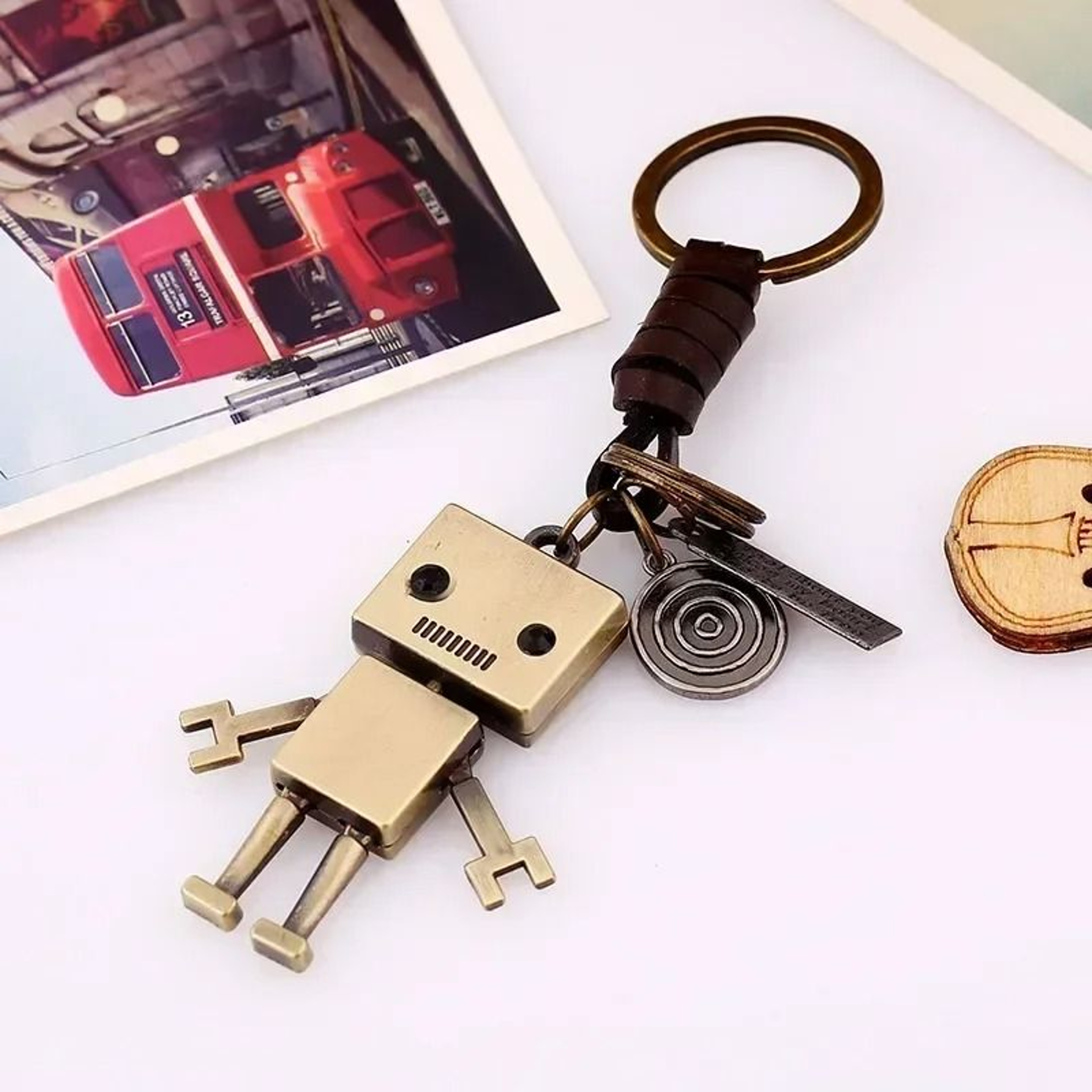 1Pc Cute Alloy Robot Keychain  Creative Keyring For Men Kids  Adults 2