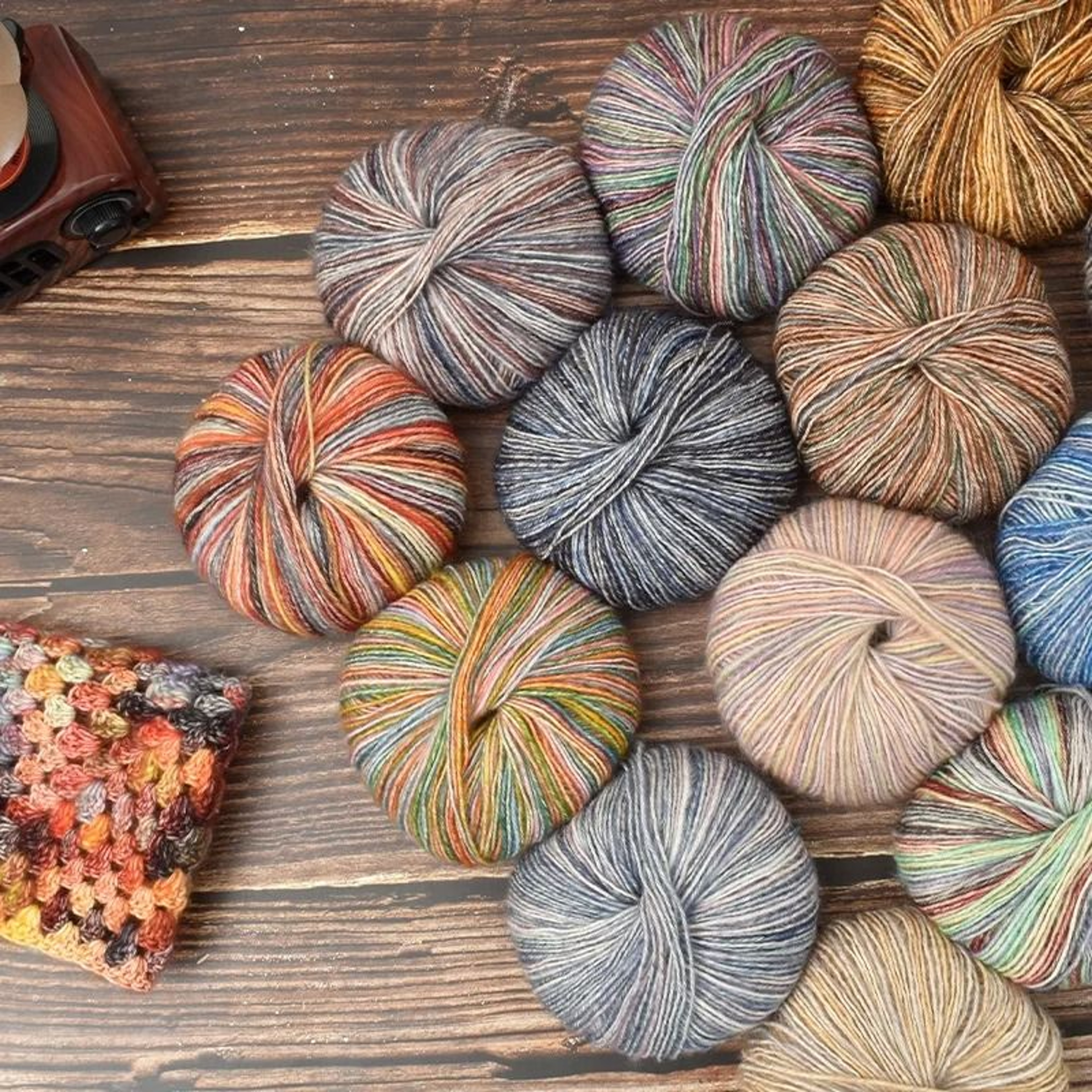 50g Gradient Cake Yarn Mohair Cotton Blend Soft Winter Thread For Crochet Scarves Hats And Clothing 4