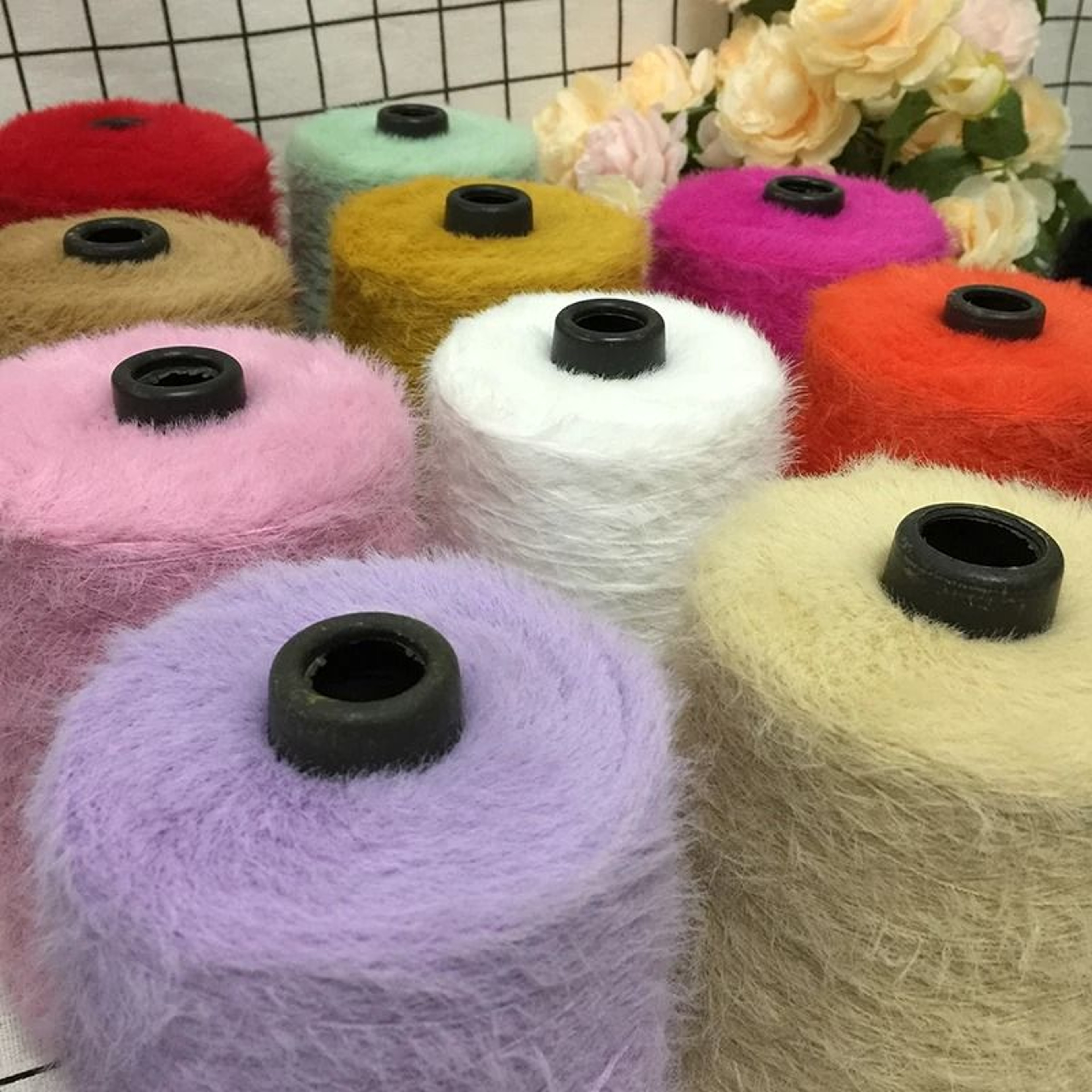 500g Bulk Mink Wool Blend Plush Yarn Soft Fluffy Thread For Sweaters Scarves And Shawls 0