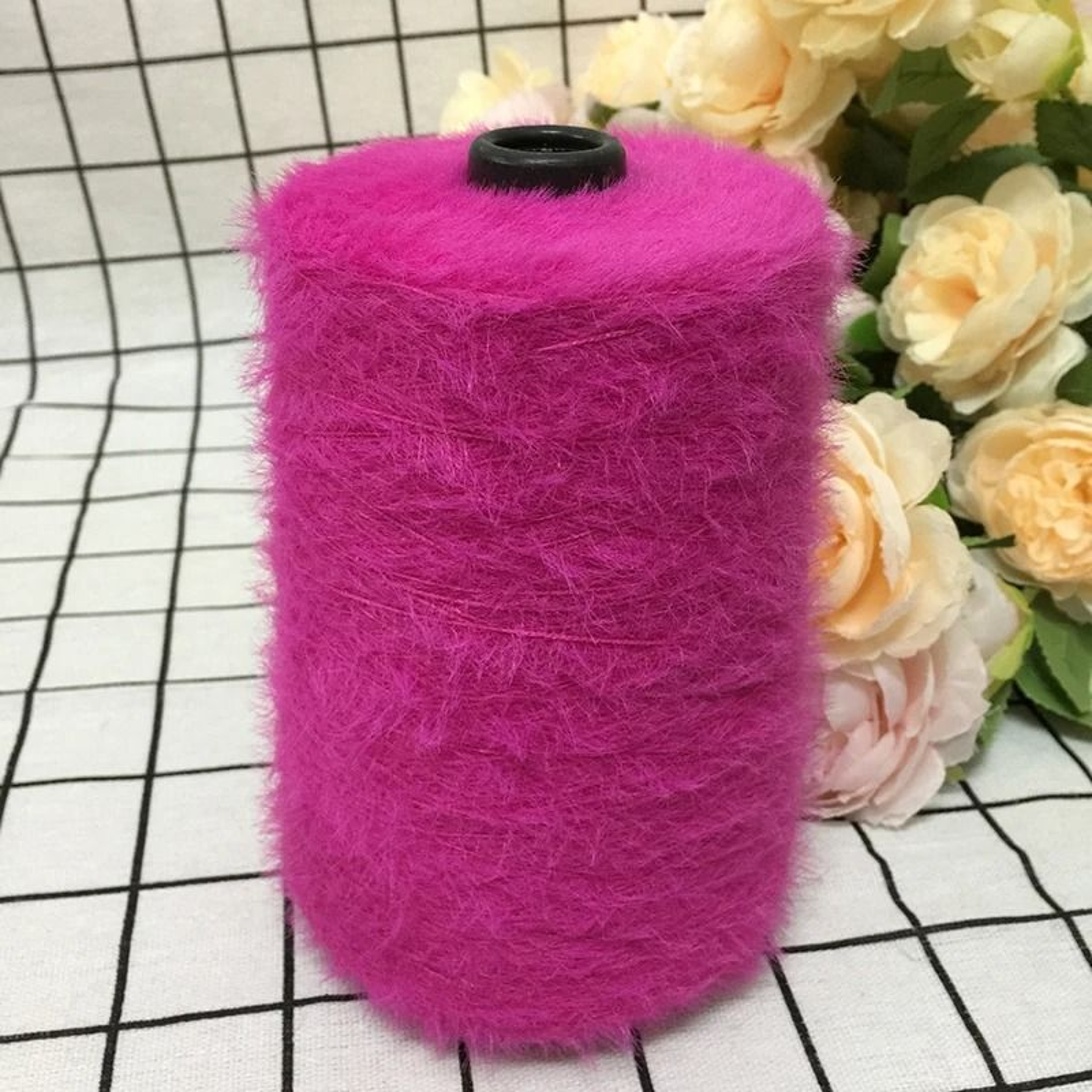 500g Bulk Mink Wool Blend Plush Yarn Soft Fluffy Thread For Sweaters Scarves And Shawls 3