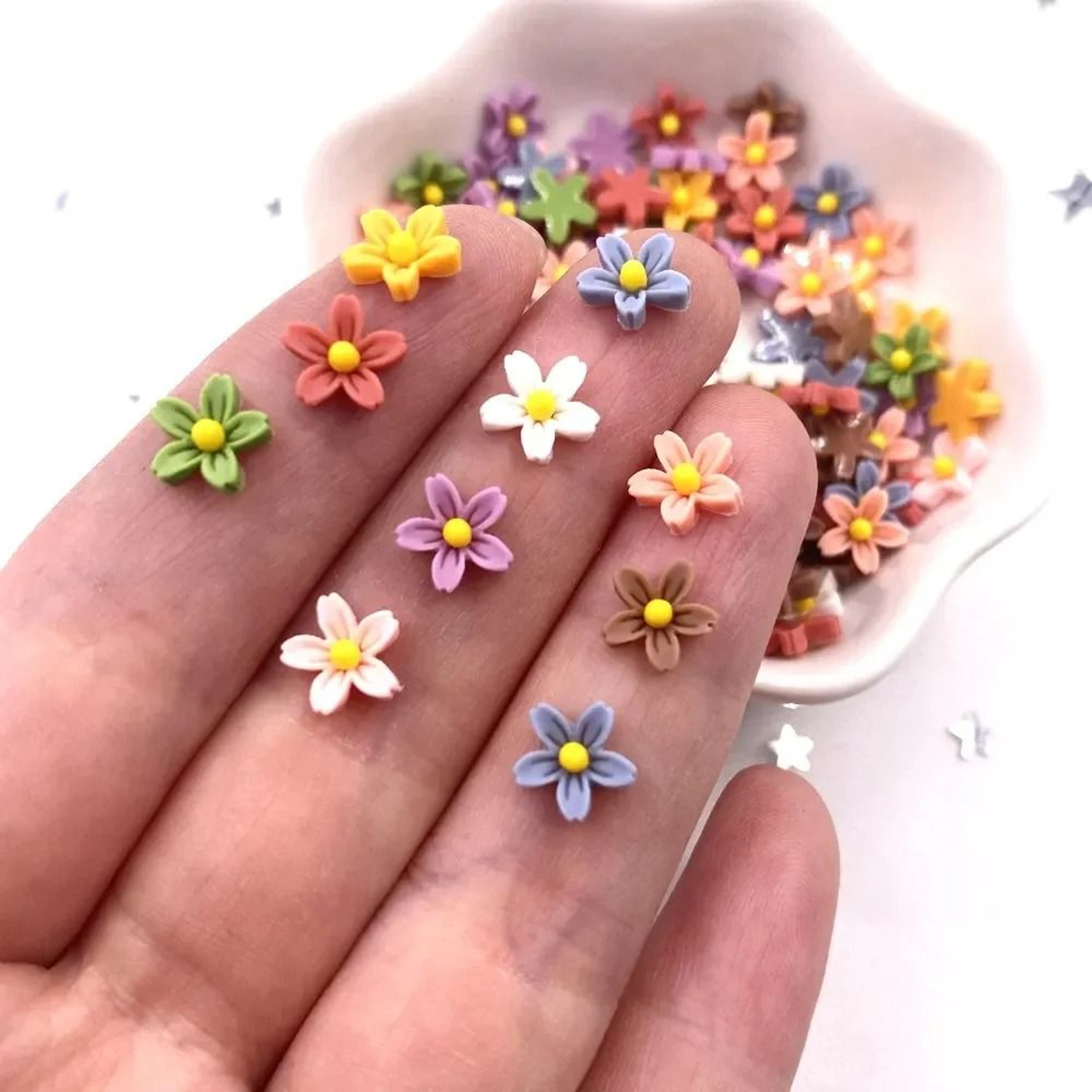 100Pcs 8mm Resin 3D Mini Flower Gems Flatback Cabochons For Nail Art  DIY Crafts 0