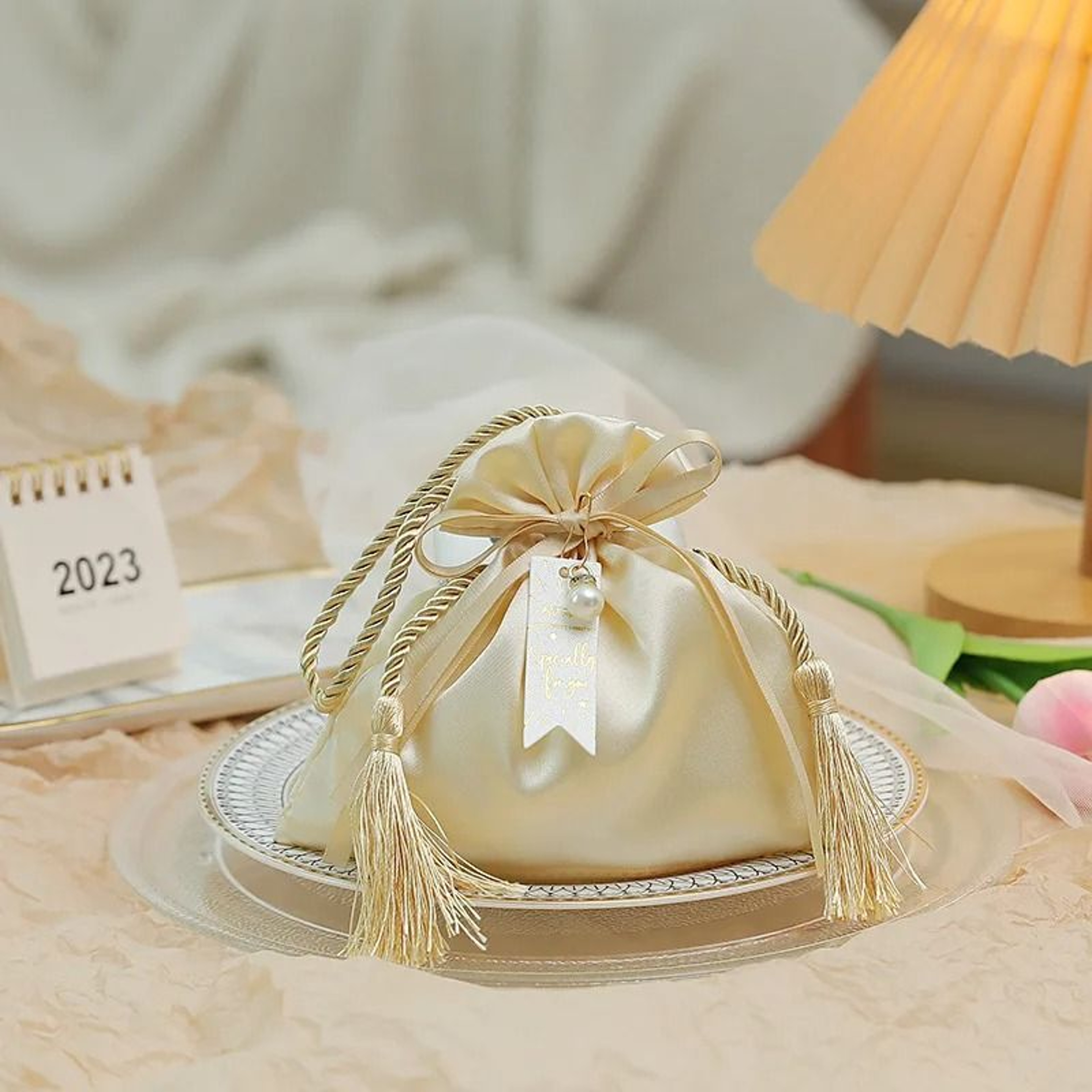 Luxury Pearl Drawstring Velvet Pouch Gift Bag For Jewelry  Wedding Favors 3